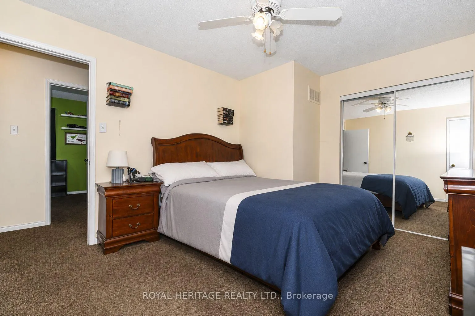 Photo 15 of 35 Hughes Crescent, Ajax, Central — HOMEH