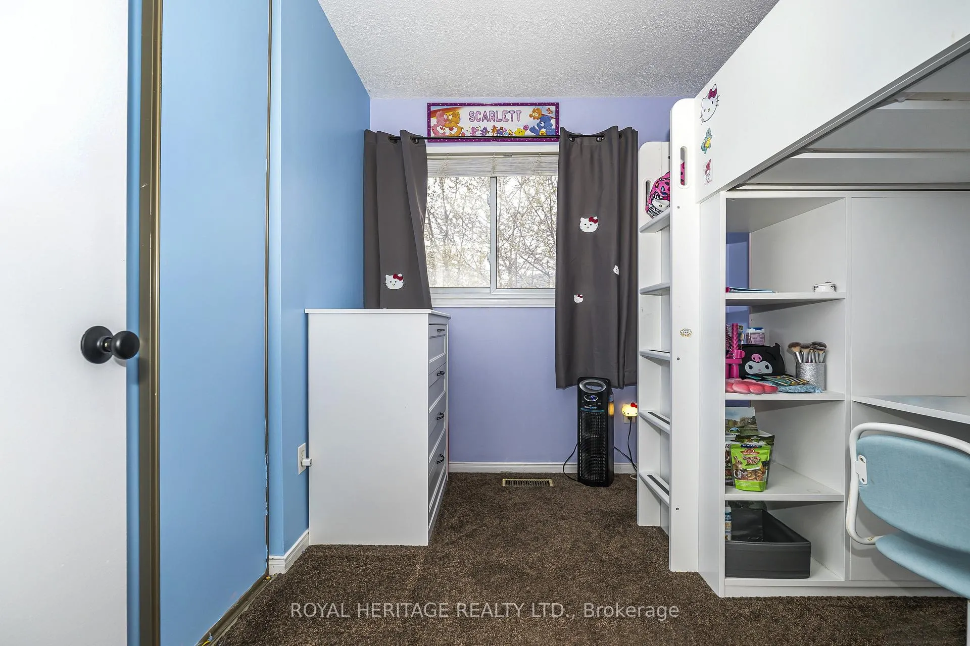Photo 19 of 35 Hughes Crescent, Ajax, Central — HOMEH