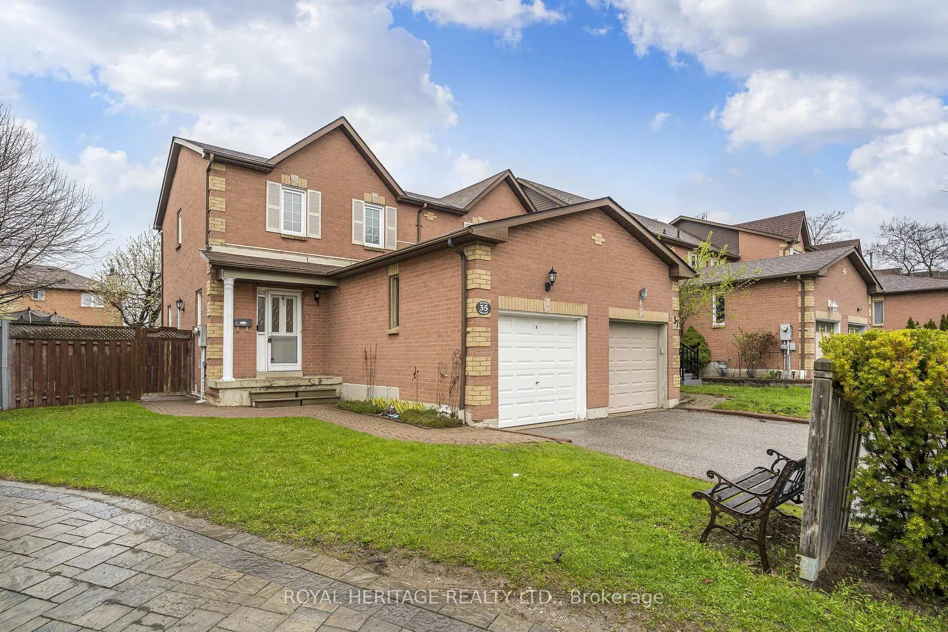 Photo 39 of 35 Hughes Crescent, Ajax, Central — HOMEH