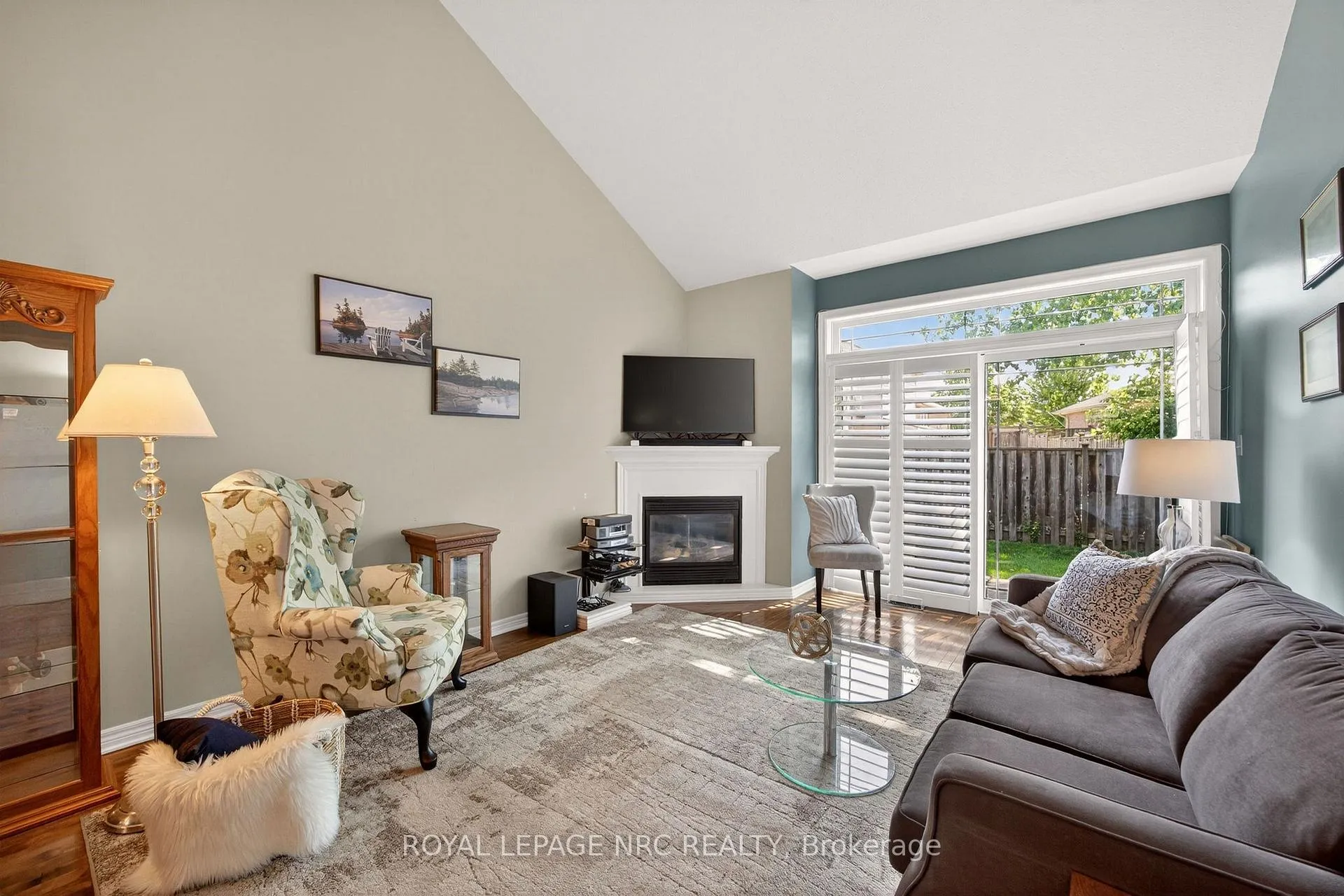 Photo 10 of Unit 9, 4300 Kalar Road, Niagara Falls, Ascot — HOMEH