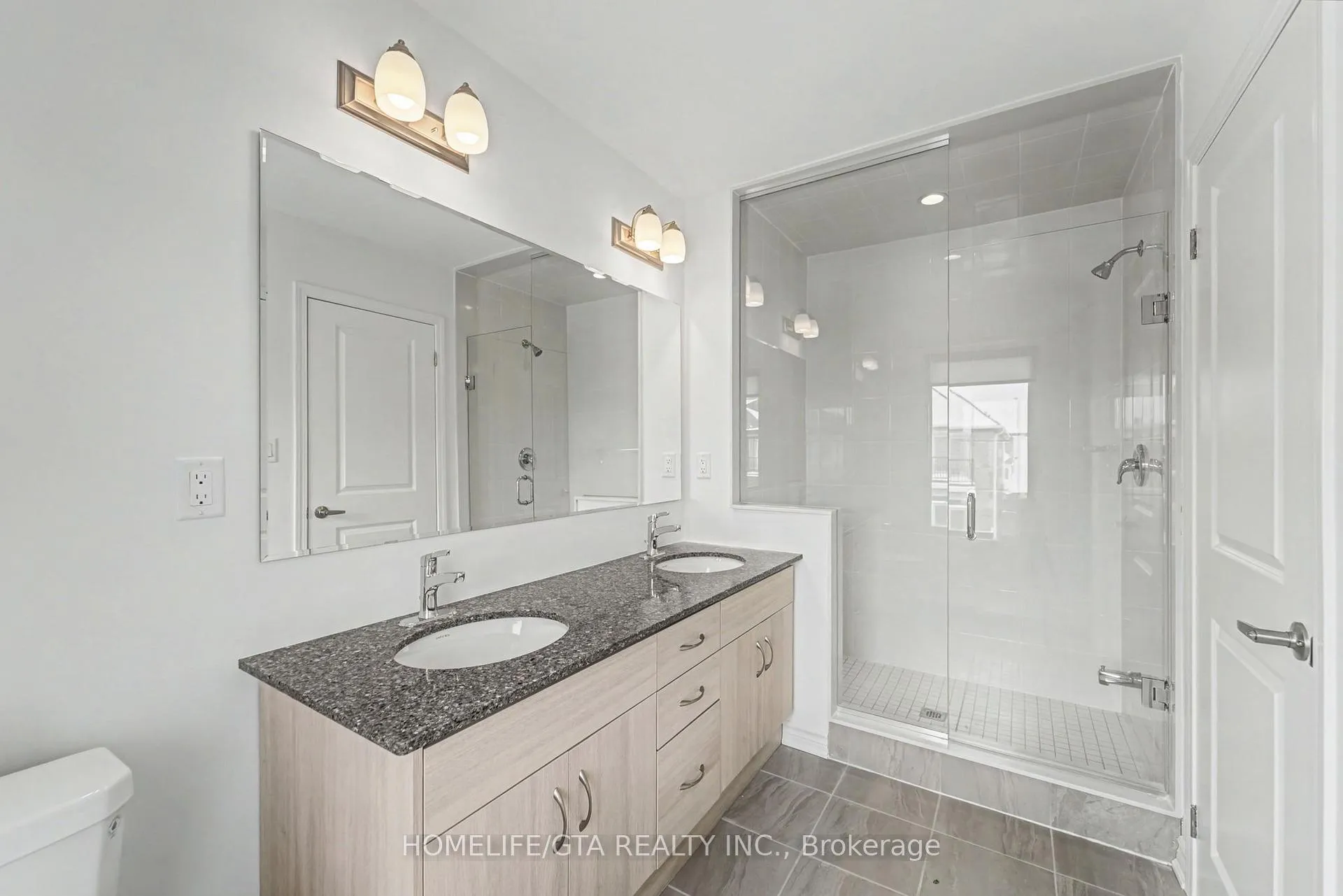 Photo 27 of 118 Pearen Lane, Barrie, Rural Barrie Southwest — HOMEH