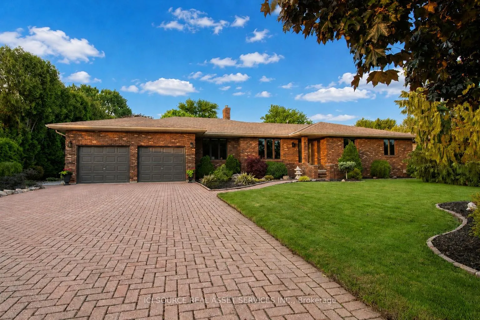 Photo 1 of 23 Willcox Street, Chatham-Kent, Chatham — HOMEH