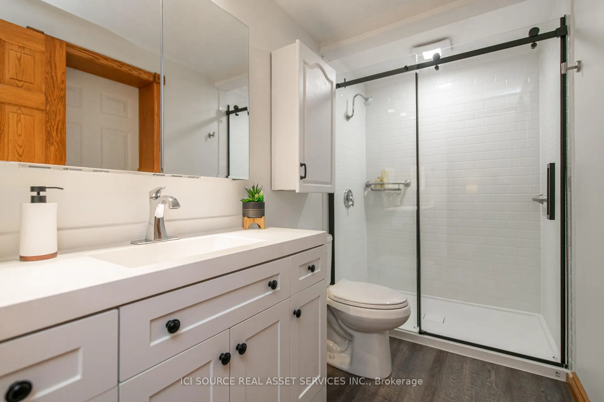 Photo 24 of 23 Willcox Street, Chatham-Kent, Chatham — HOMEH