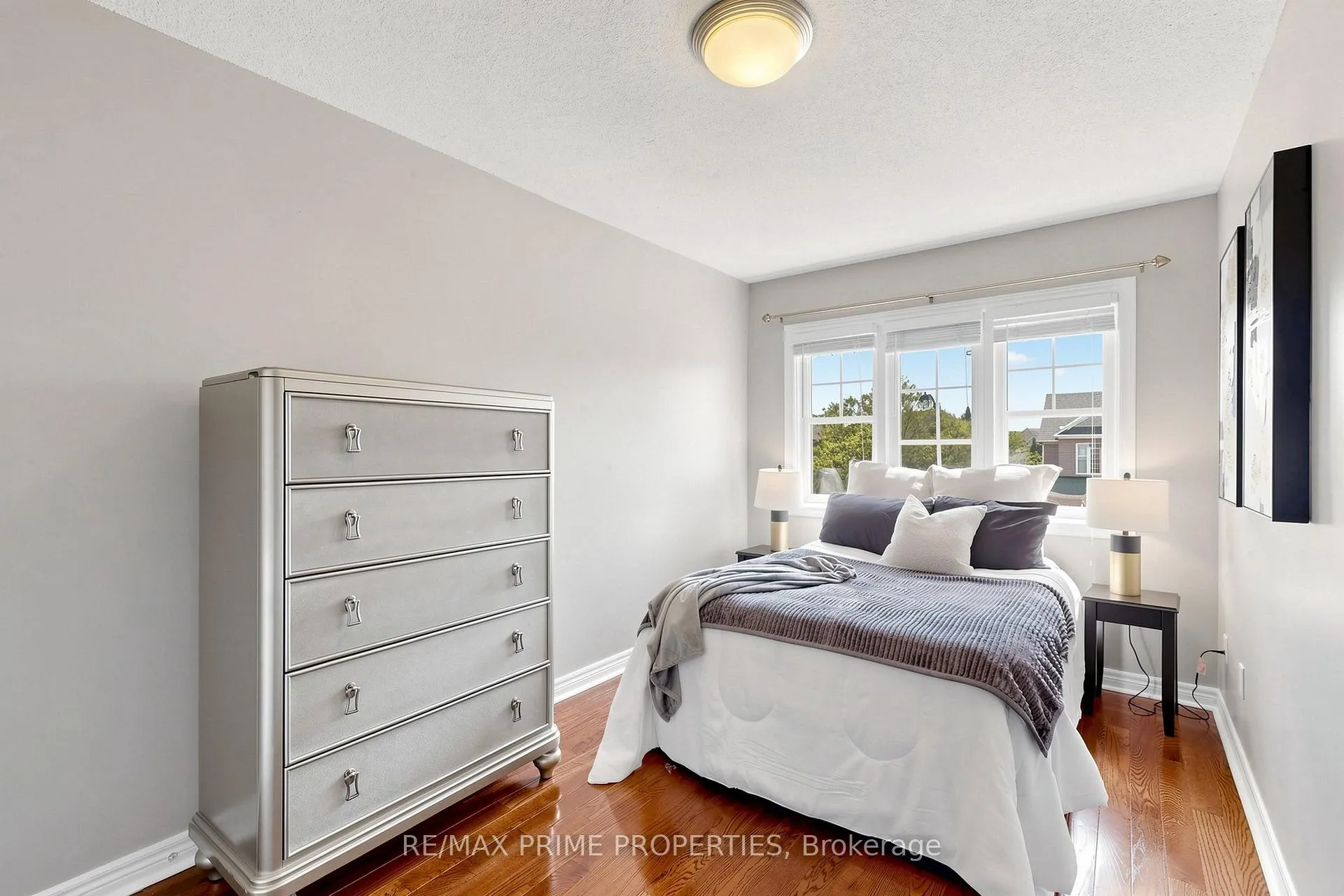 Photo 27 of 68 Harbourtown Crescent, Brampton, Madoc — HOMEH
