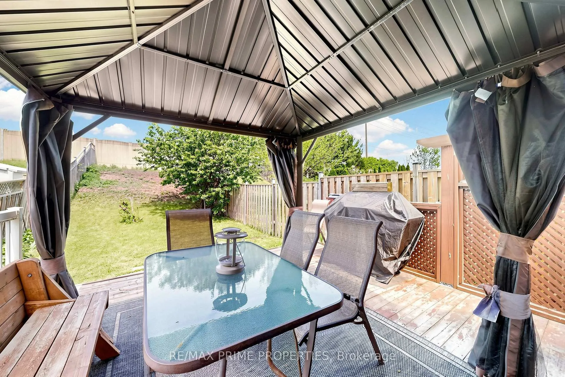 Photo 46 of 68 Harbourtown Crescent, Brampton, Madoc — HOMEH