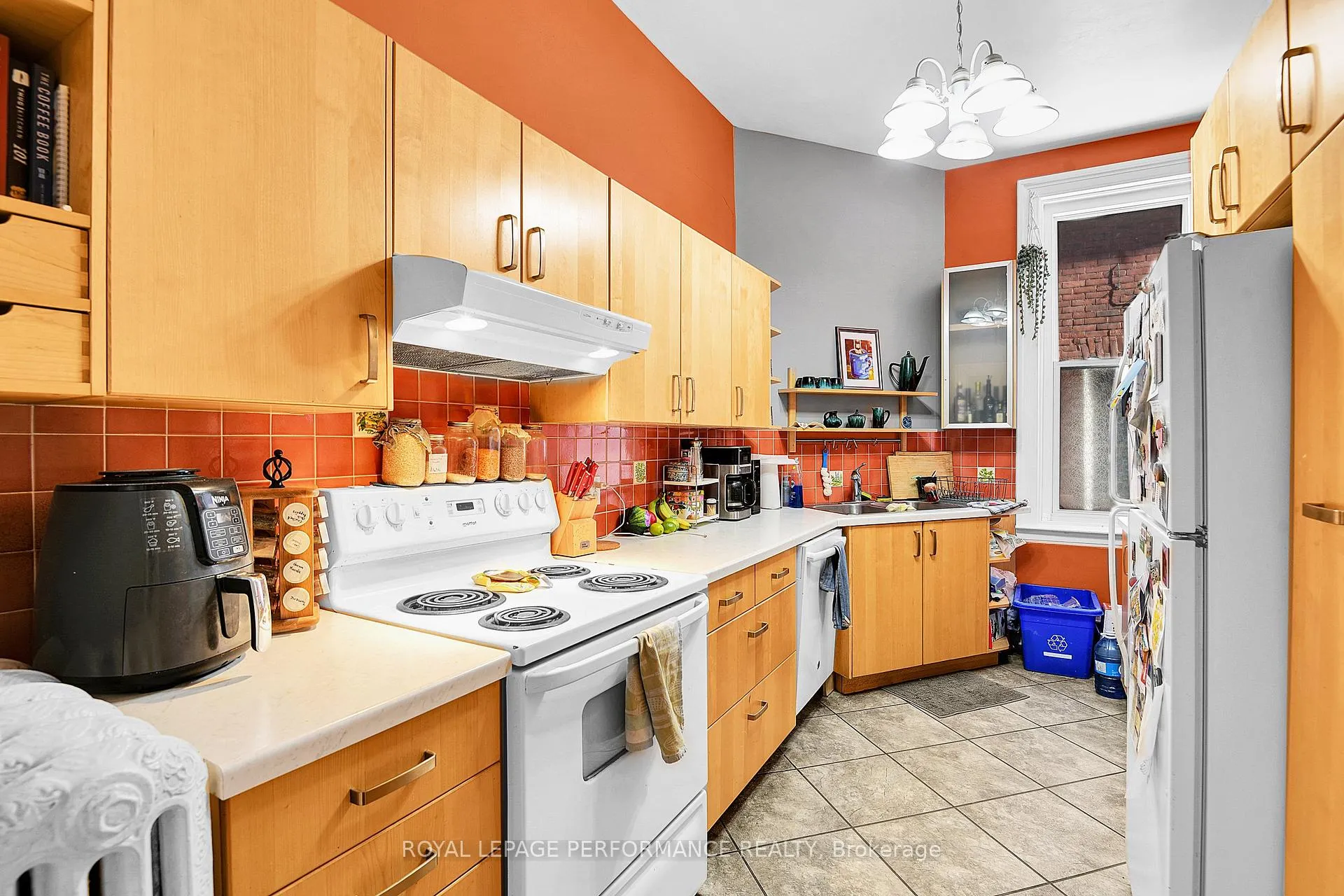 Photo 9 of 66 Delaware Avenue, Ottawa, Ottawa Centre/Golden Triangle — HOMEH