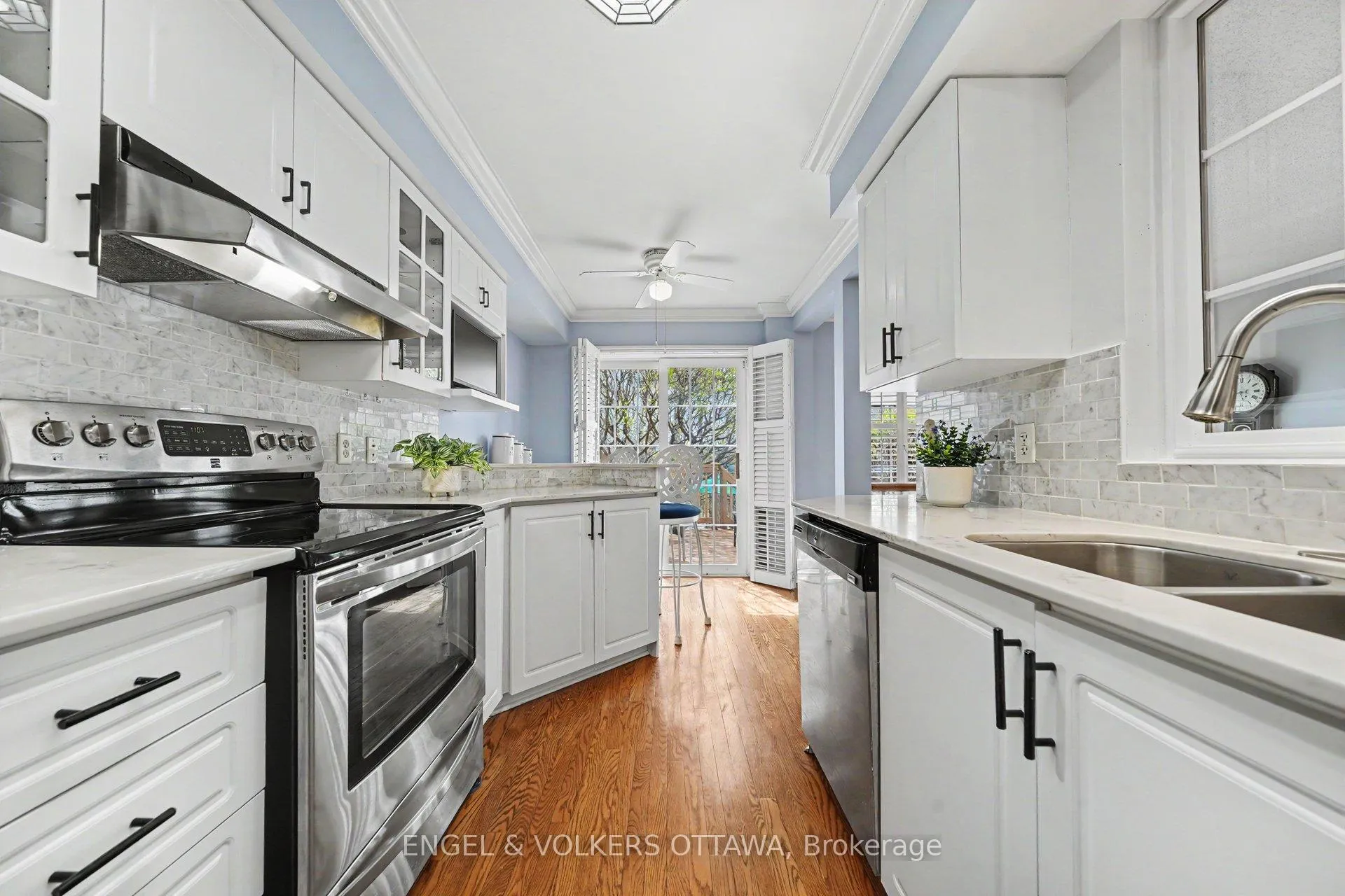 Photo 9 of 114 Rustwood Private, Ottawa, Barrhaven - Stonebridge — HOMEH