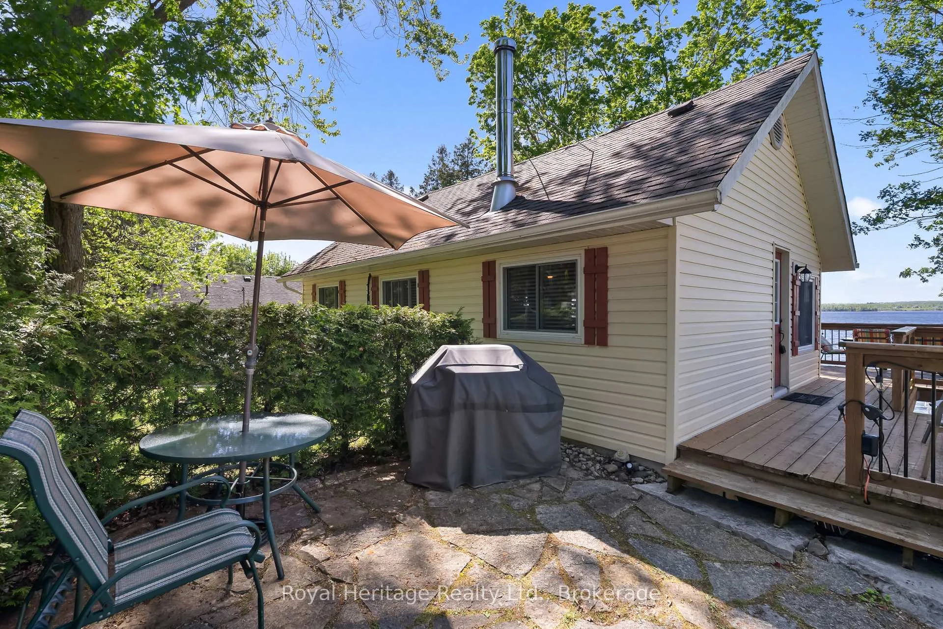 Photo 3 of 866 Cedar Glen Road, Kawartha Lakes, Verulam — HOMEH