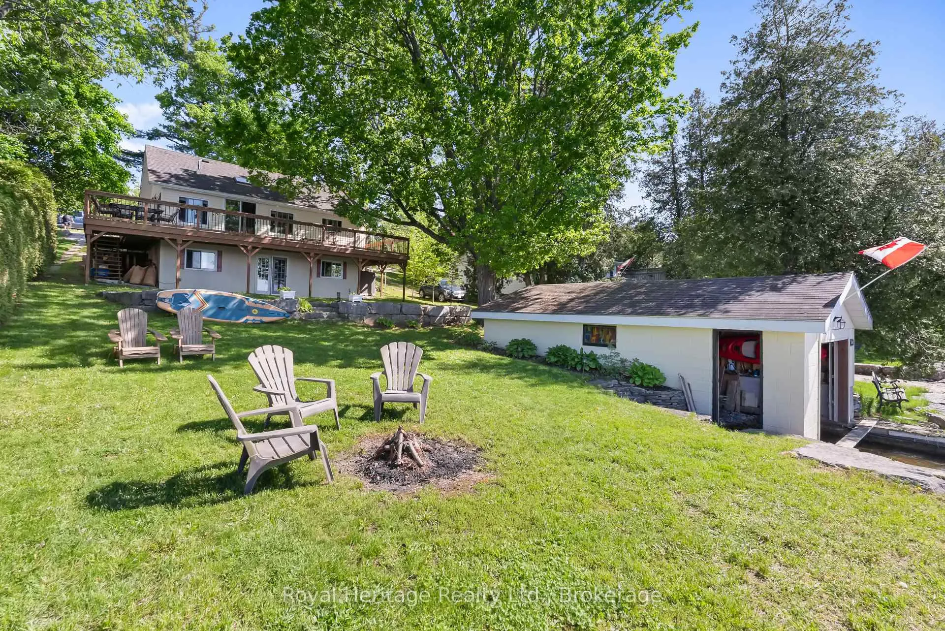 Photo 4 of 866 Cedar Glen Road, Kawartha Lakes, Verulam — HOMEH
