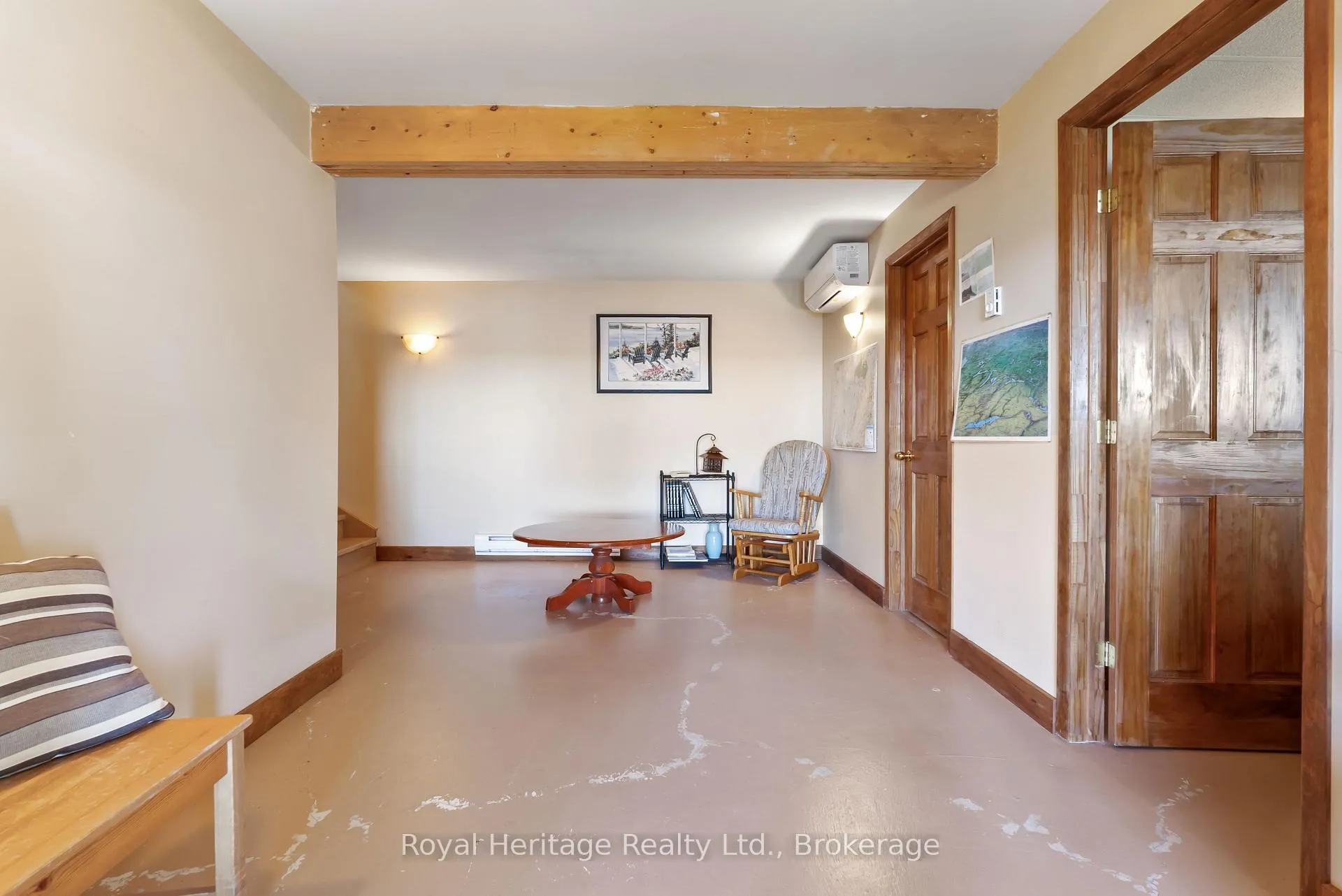 Photo 9 of 866 Cedar Glen Road, Kawartha Lakes, Verulam — HOMEH