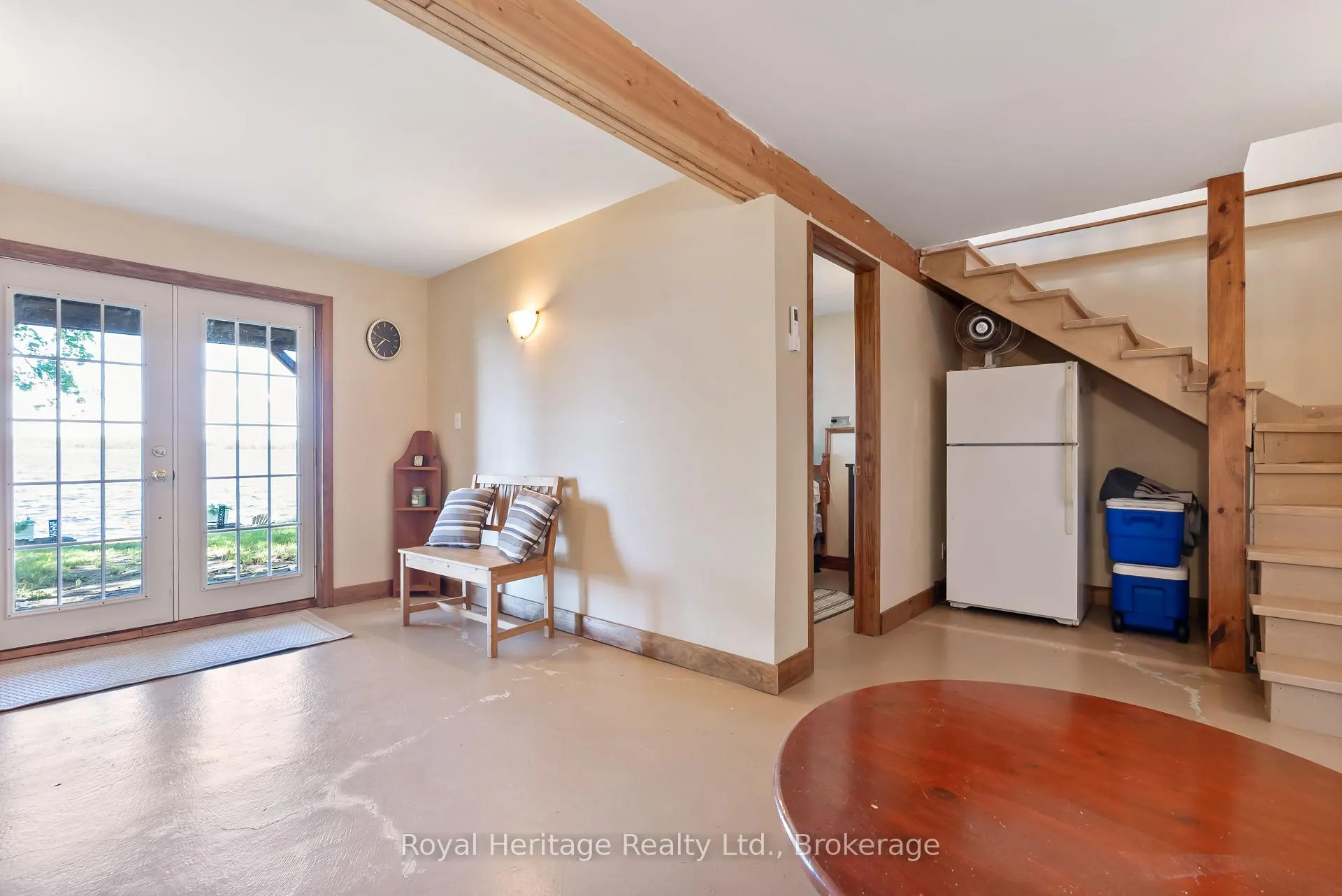 Photo 10 of 866 Cedar Glen Road, Kawartha Lakes, Verulam — HOMEH