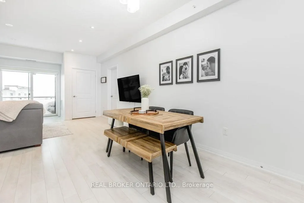 Photo 13 of Unit 609, 304 Essa Road, Barrie, 400 West — HOMEH