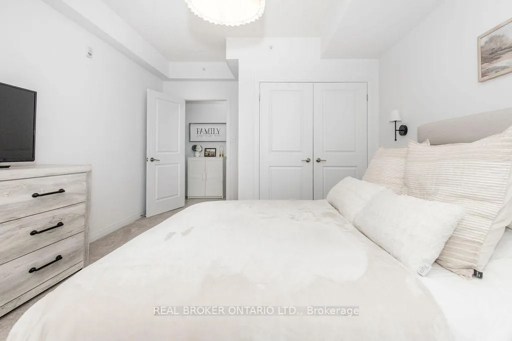 Photo 21 of Unit 609, 304 Essa Road, Barrie, 400 West — HOMEH