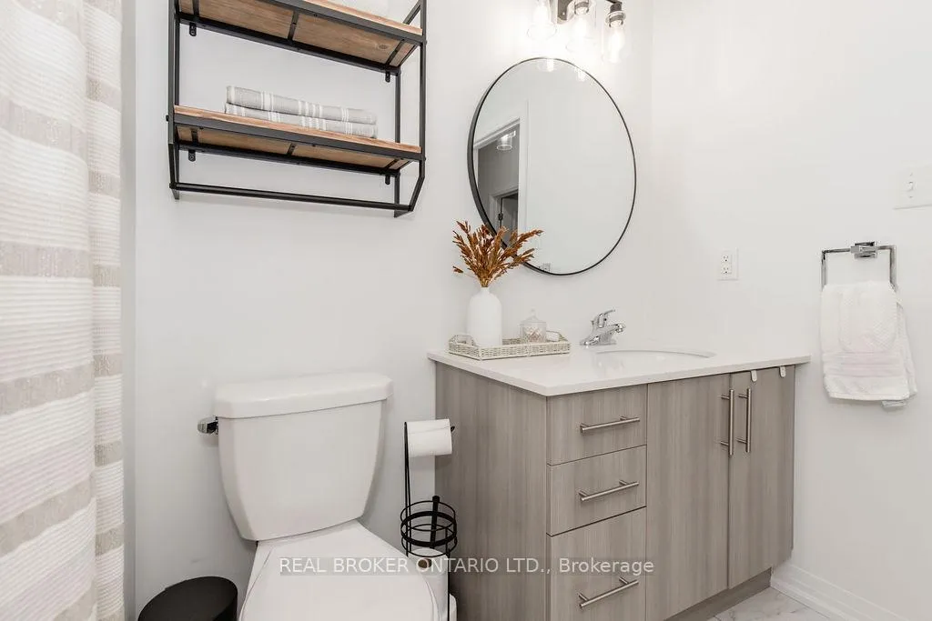 Photo 23 of Unit 609, 304 Essa Road, Barrie, 400 West — HOMEH