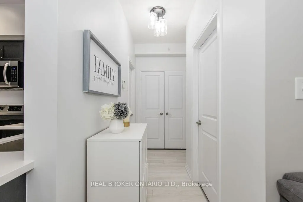 Photo 26 of Unit 609, 304 Essa Road, Barrie, 400 West — HOMEH