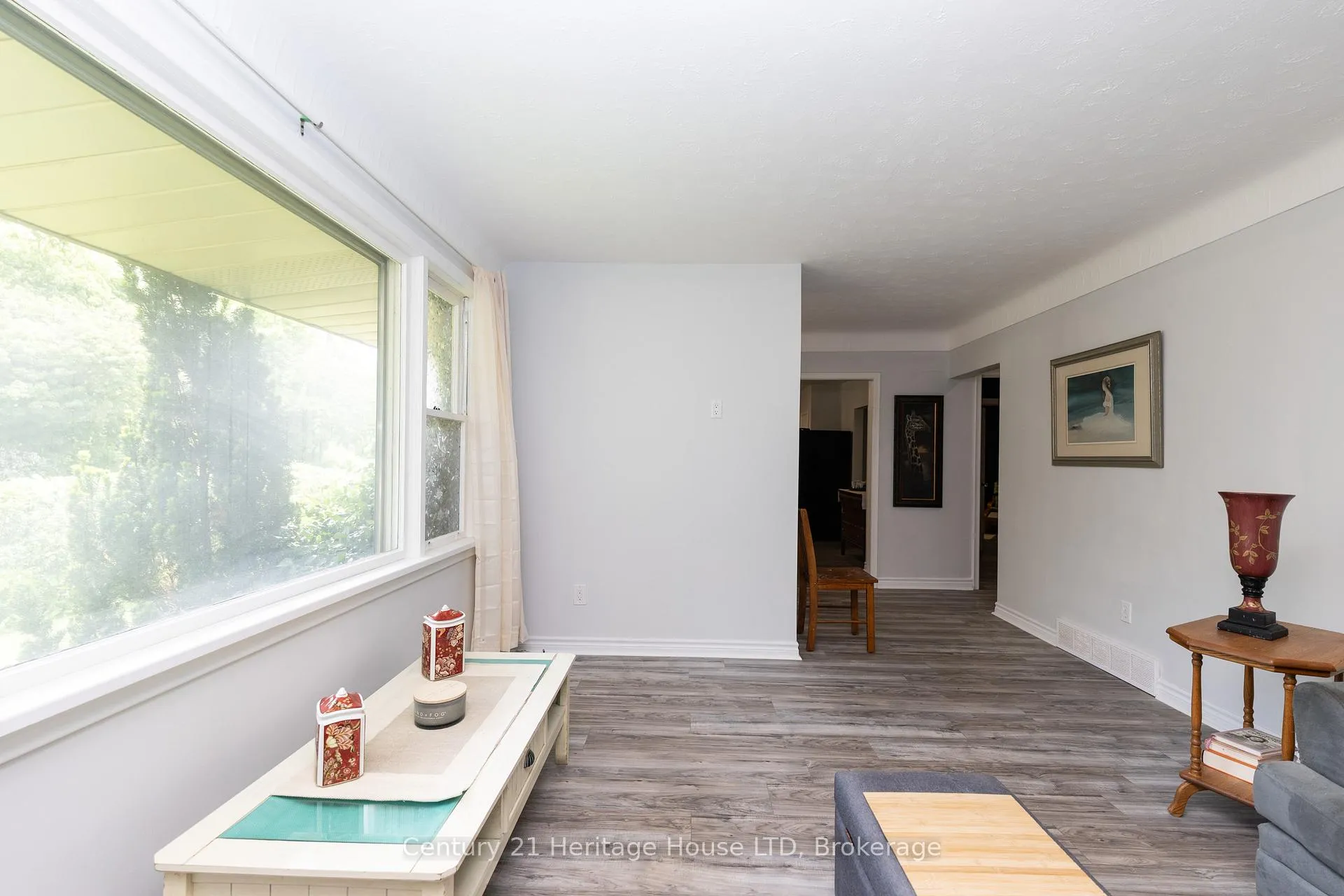 Photo 4 of 101 Bunting Road, St. Catharines, E. Chester — HOMEH