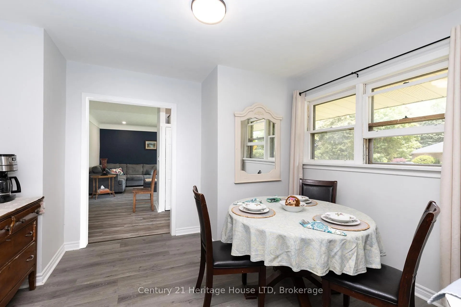 Photo 8 of 101 Bunting Road, St. Catharines, E. Chester — HOMEH