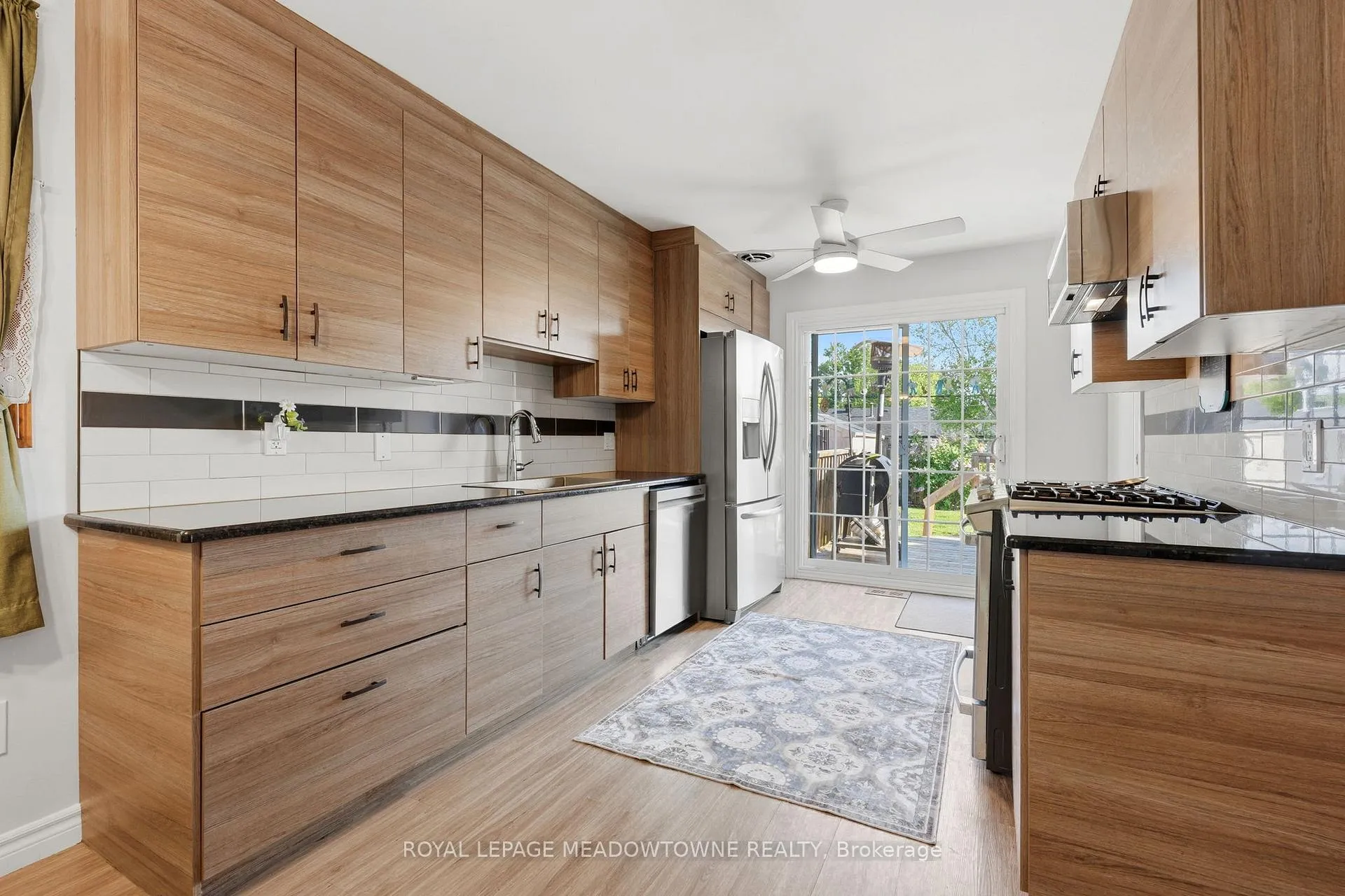 Photo 8 of 26 Moultrey Crescent, Halton Hills, Georgetown — HOMEH