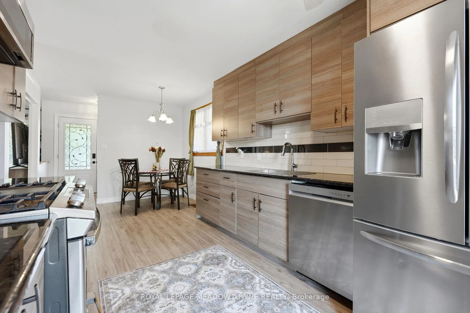 Photo 10 of 26 Moultrey Crescent, Halton Hills, Georgetown — HOMEH