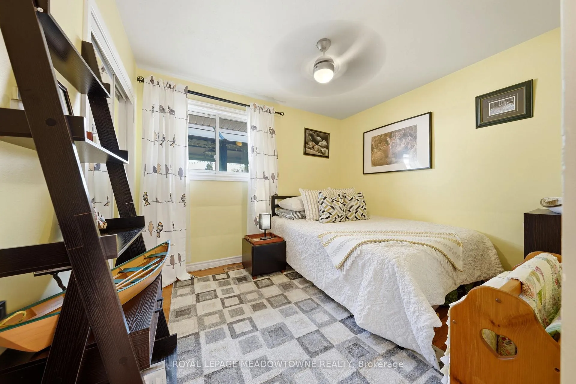 Photo 14 of 26 Moultrey Crescent, Halton Hills, Georgetown — HOMEH