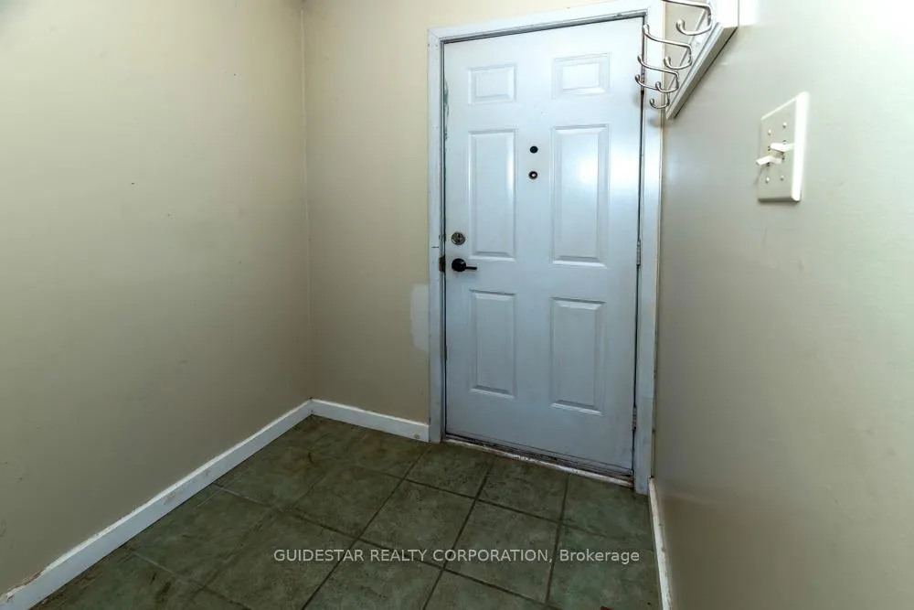 Photo 3 of 6501 Doctor Blair Crescent, Ottawa, North Gower — HOMEH