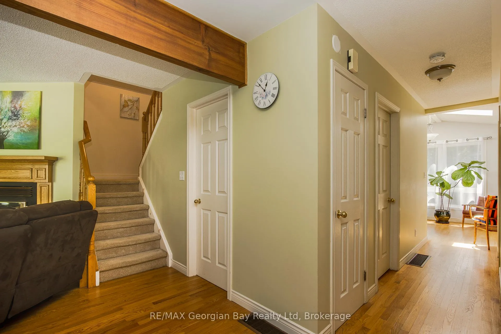 Photo 9 of 2 Ridout Court, Tiny, Rural Tiny — HOMEH