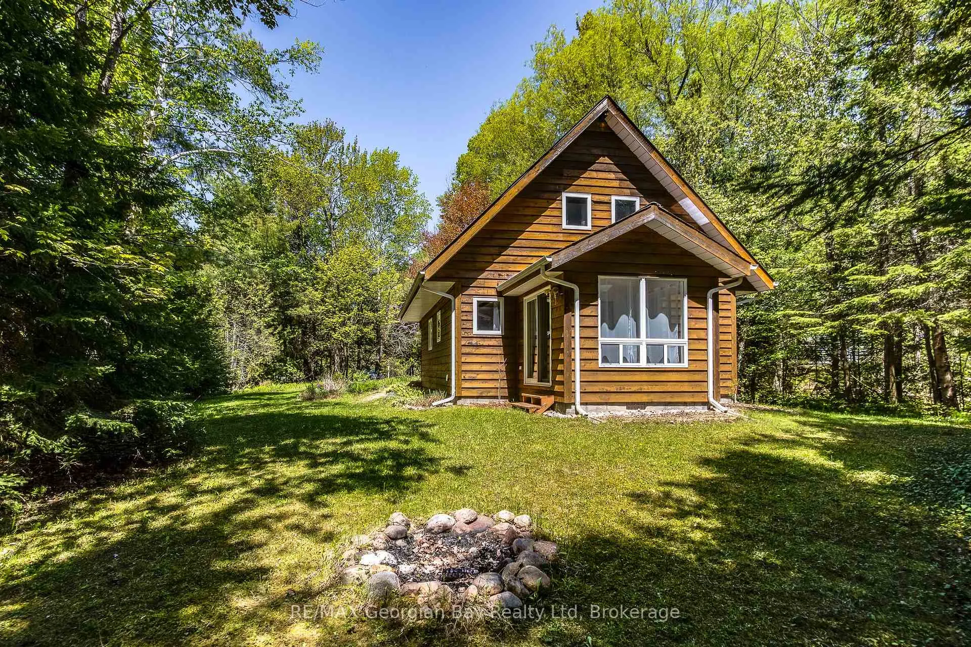 Photo 25 of 2 Ridout Court, Tiny, Rural Tiny — HOMEH