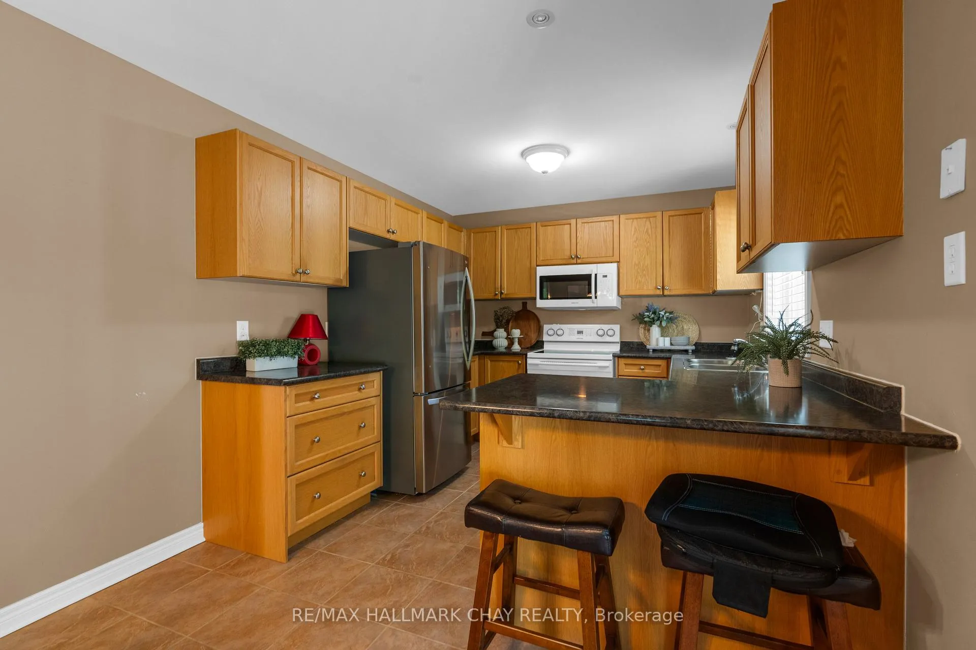 Photo 16 of 226 McCrea Drive, Clearview, Stayner — HOMEH