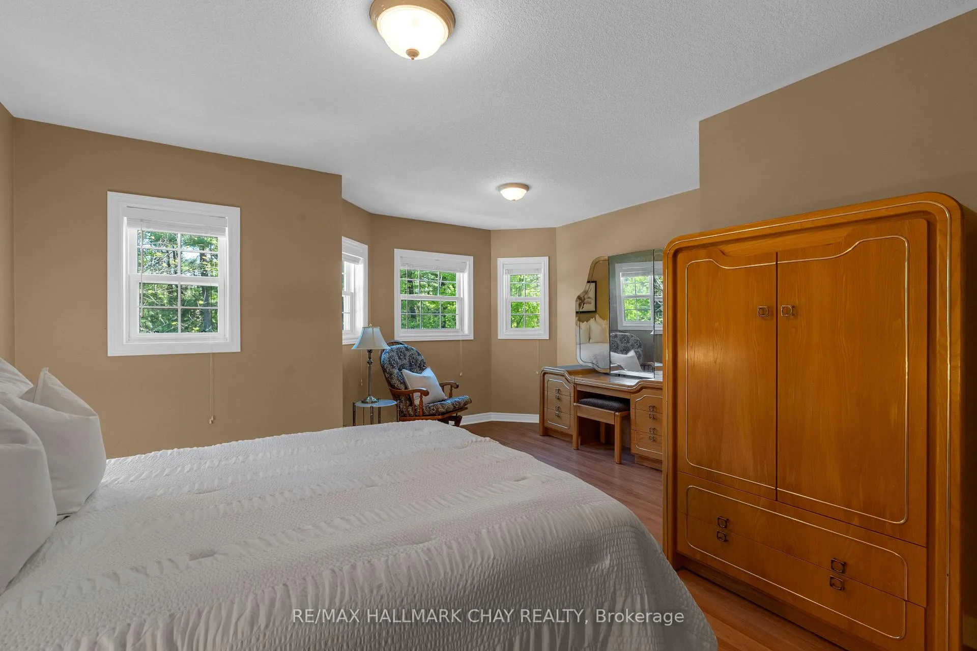 Photo 25 of 226 McCrea Drive, Clearview, Stayner — HOMEH