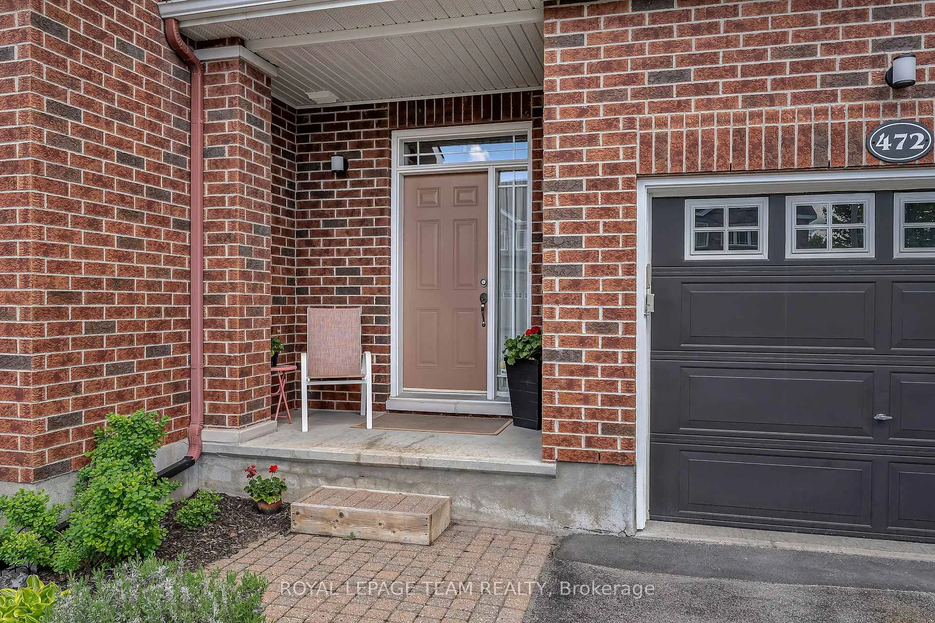 Photo 3 of 472 Celtic Ridge Crescent, Ottawa, Kanata - Morgan's Grant/South March — HOMEH