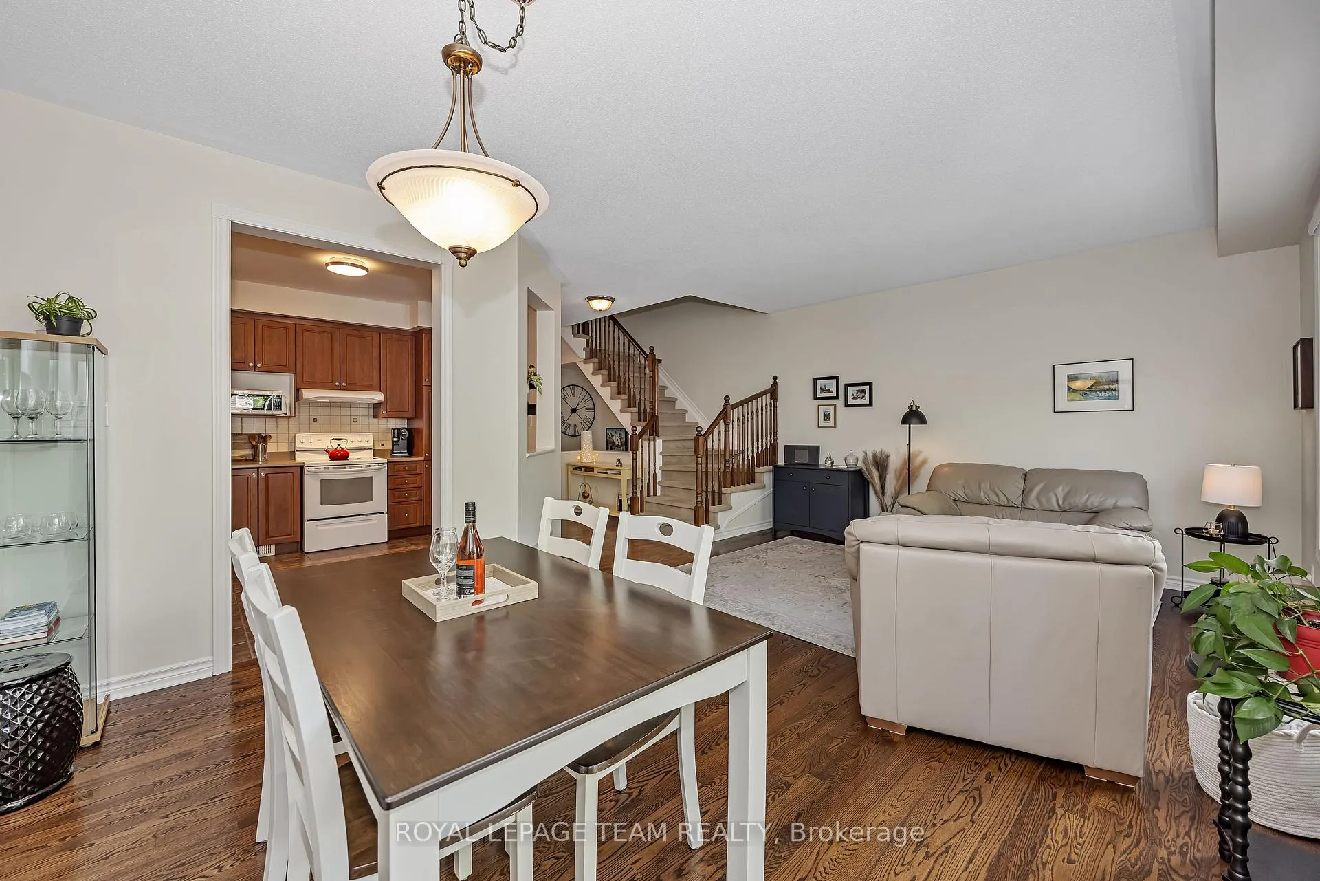 Photo 11 of 472 Celtic Ridge Crescent, Ottawa, Kanata - Morgan's Grant/South March — HOMEH