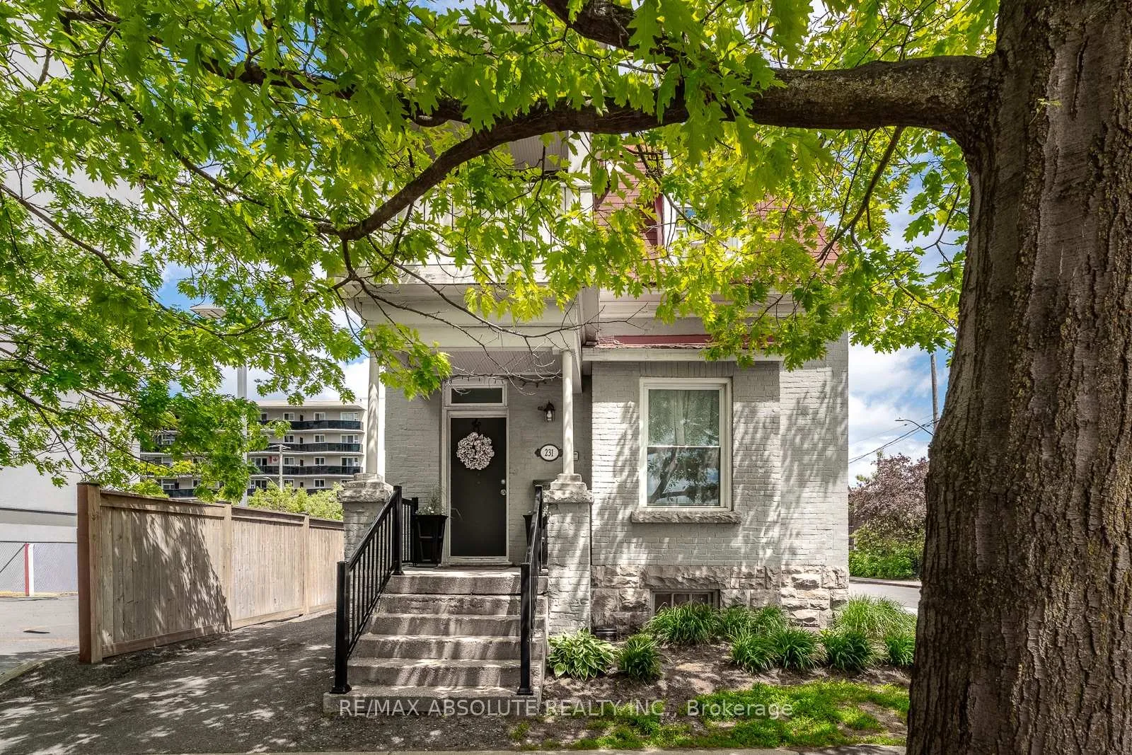 Photo 2 of 231 Bell Street N, Ottawa, West Centre Town — HOMEH