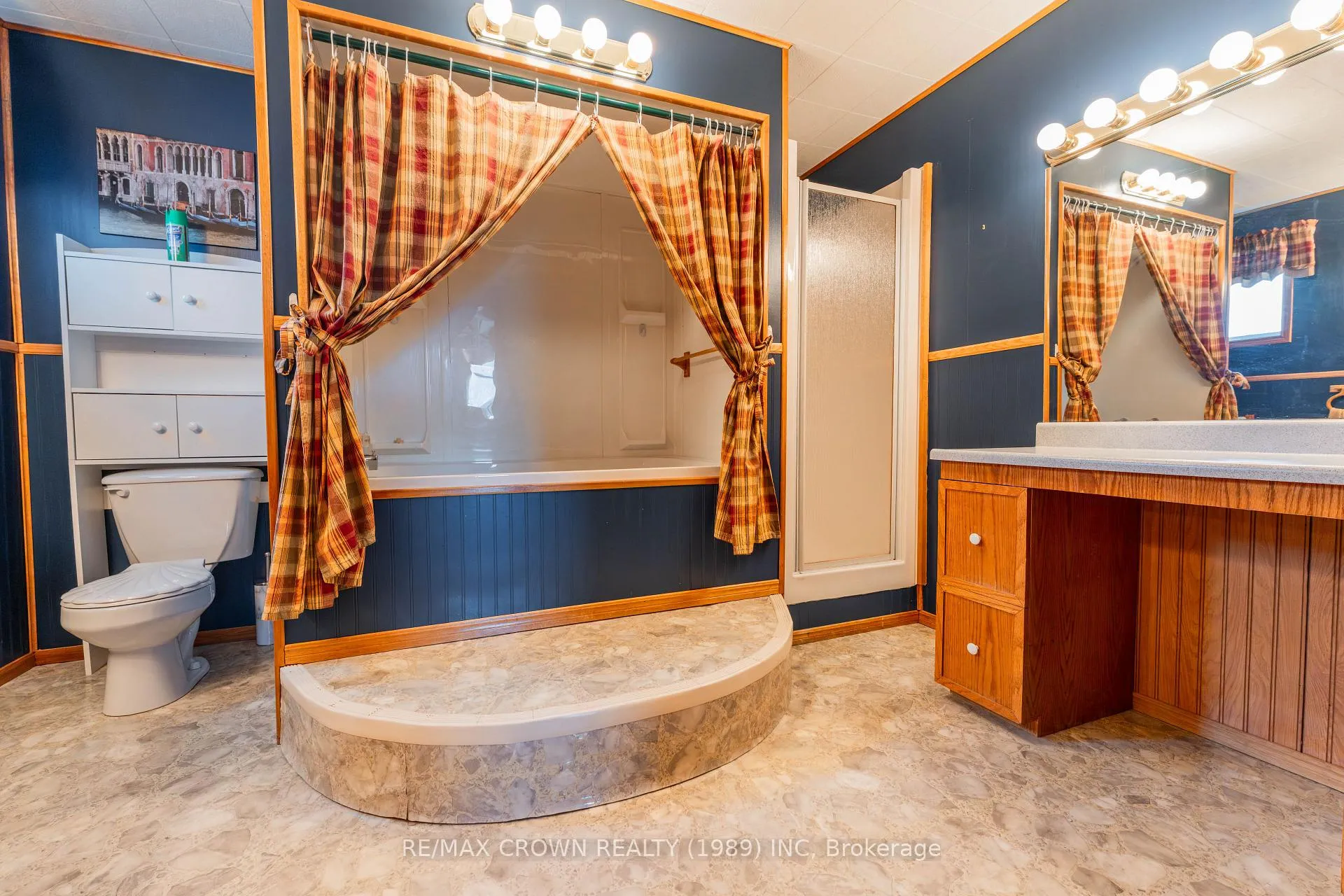 Photo 16 of 32 Frontenac Crescent, Kapuskasing — HOMEH