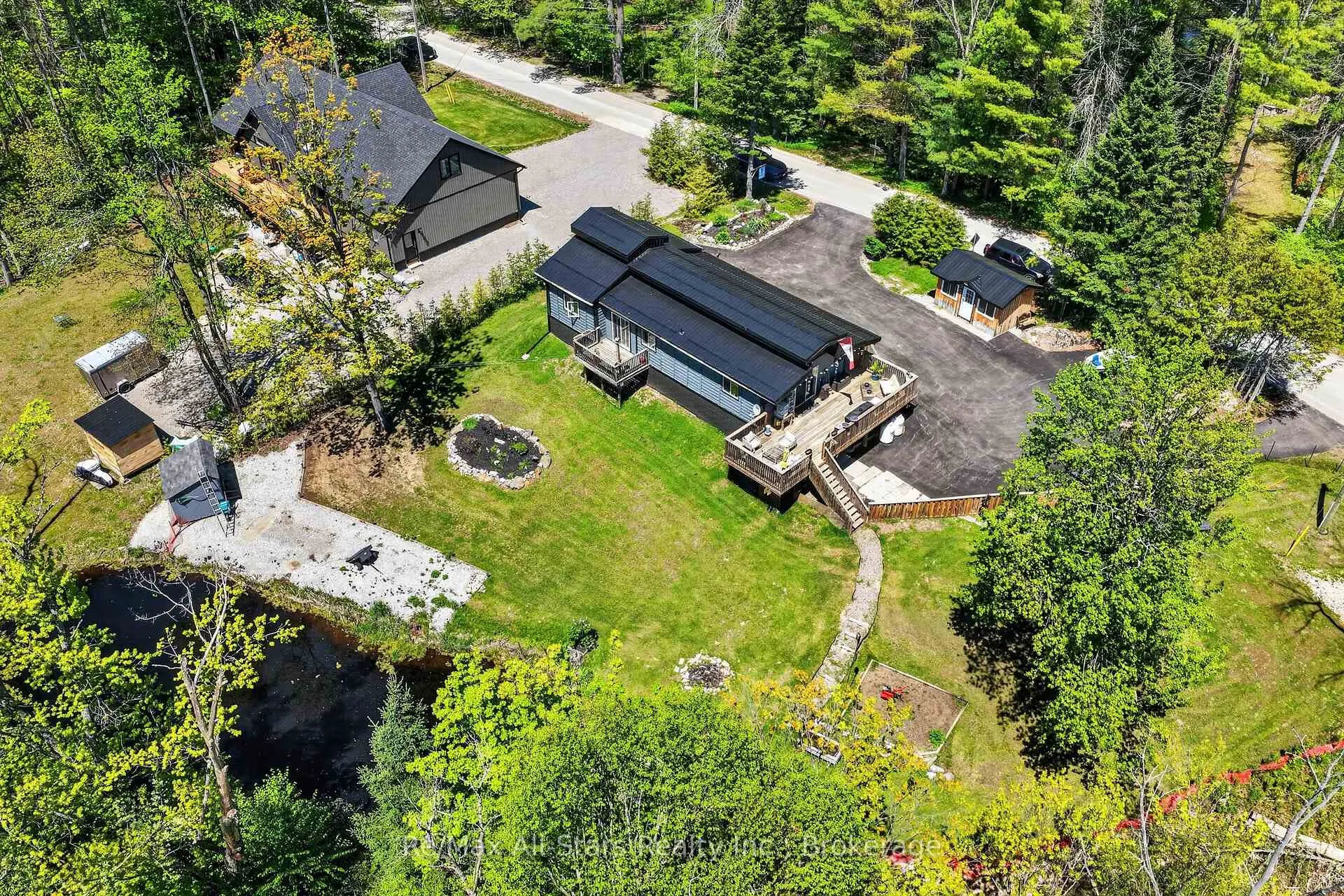 Photo 3 of 28 Pine Ridge Road, Kawartha Lakes, Laxton/Digby/Longford — HOMEH