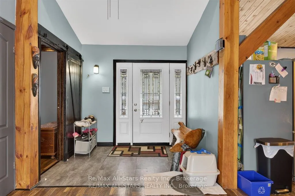 Photo 5 of 28 Pine Ridge Road, Kawartha Lakes, Laxton/Digby/Longford — HOMEH