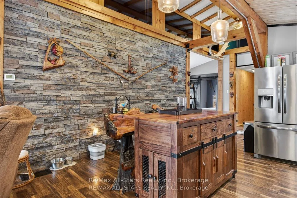 Photo 12 of 28 Pine Ridge Road, Kawartha Lakes, Laxton/Digby/Longford — HOMEH