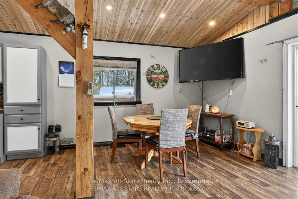 Photo 14 of 28 Pine Ridge Road, Kawartha Lakes, Laxton/Digby/Longford — HOMEH