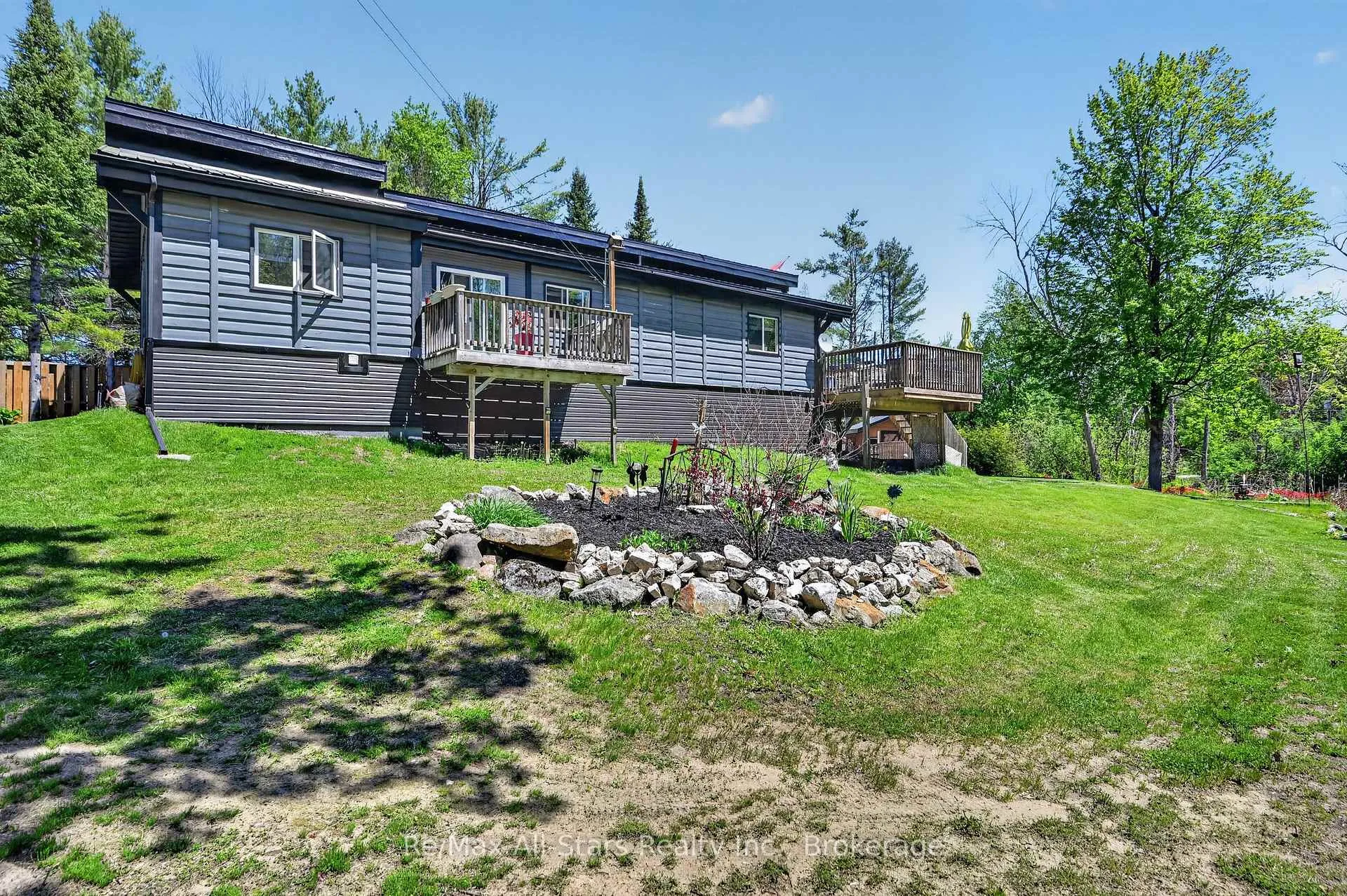 Photo 36 of 28 Pine Ridge Road, Kawartha Lakes, Laxton/Digby/Longford — HOMEH