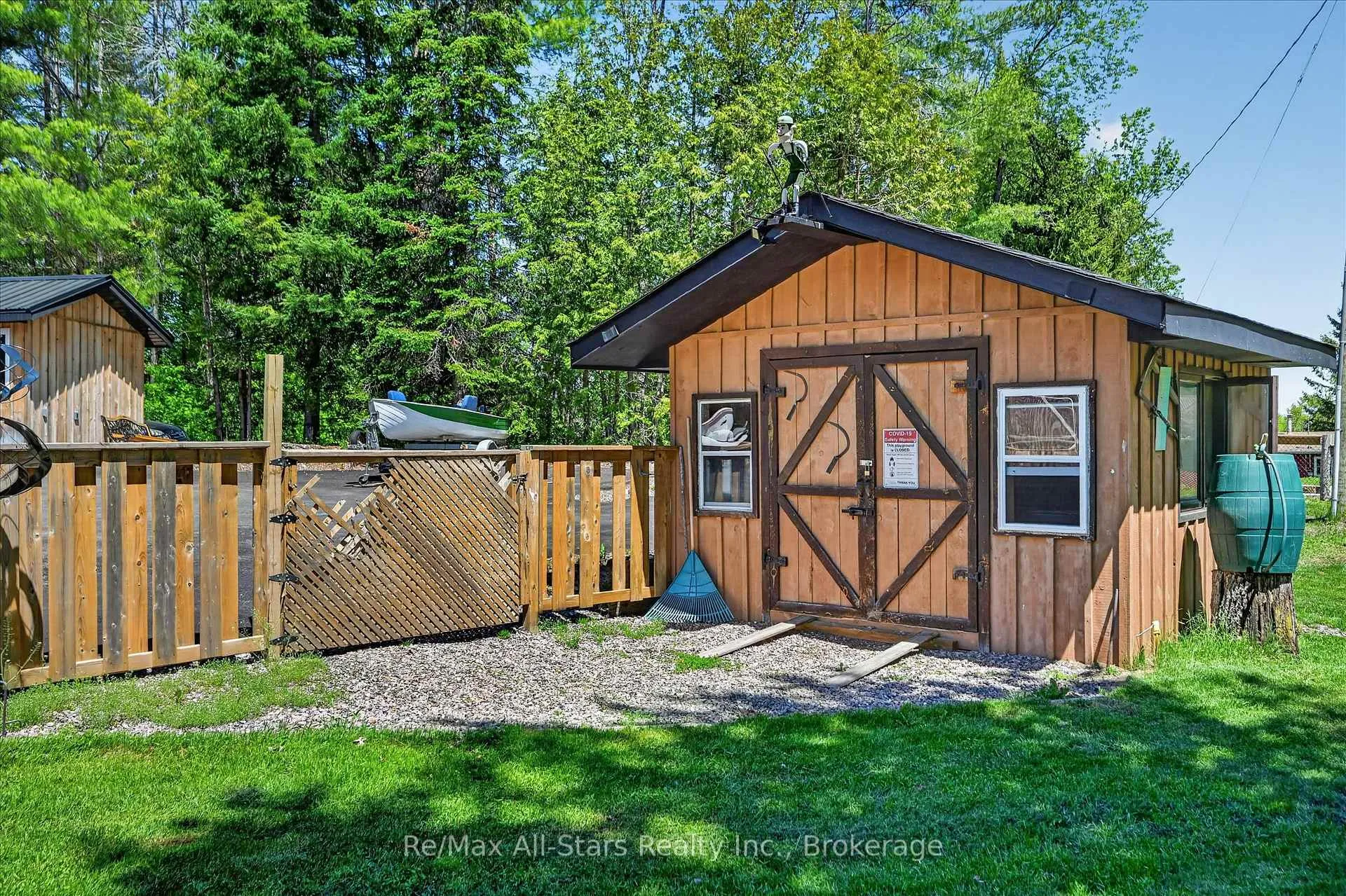 Photo 39 of 28 Pine Ridge Road, Kawartha Lakes, Laxton/Digby/Longford — HOMEH