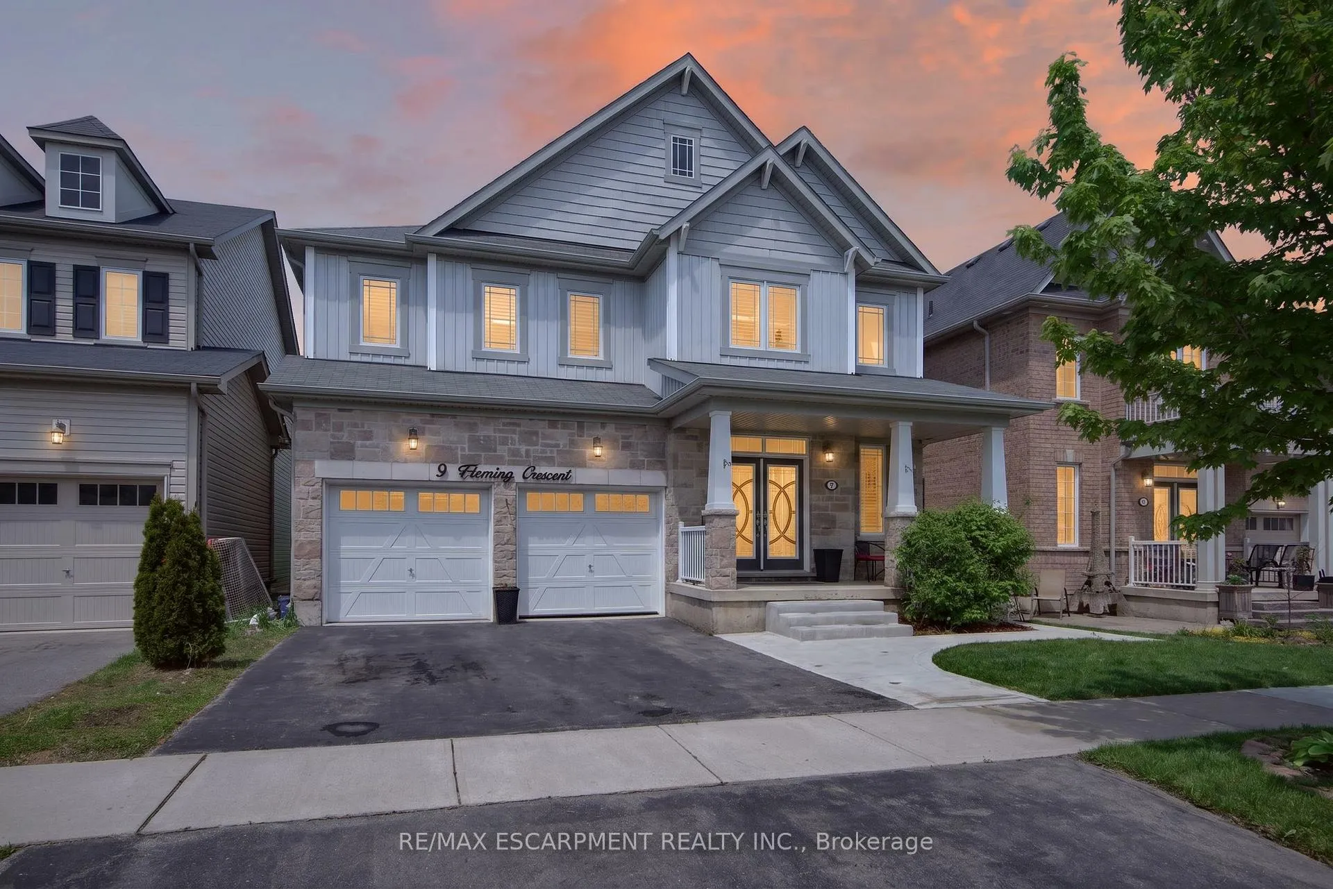 Photo 1 of 9 Fleming Crescent, Haldimand — HOMEH