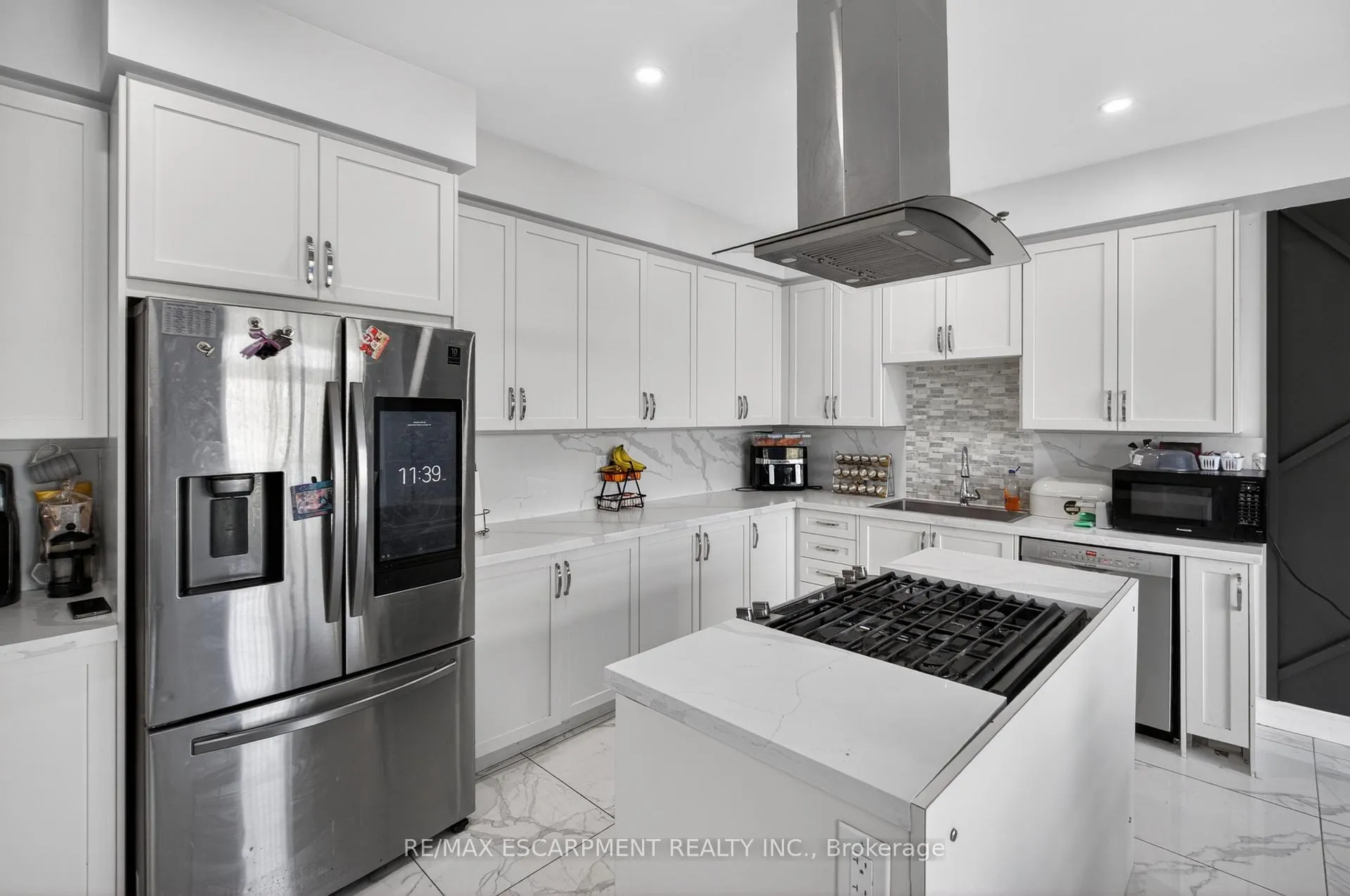 Photo 13 of 9 Fleming Crescent, Haldimand — HOMEH
