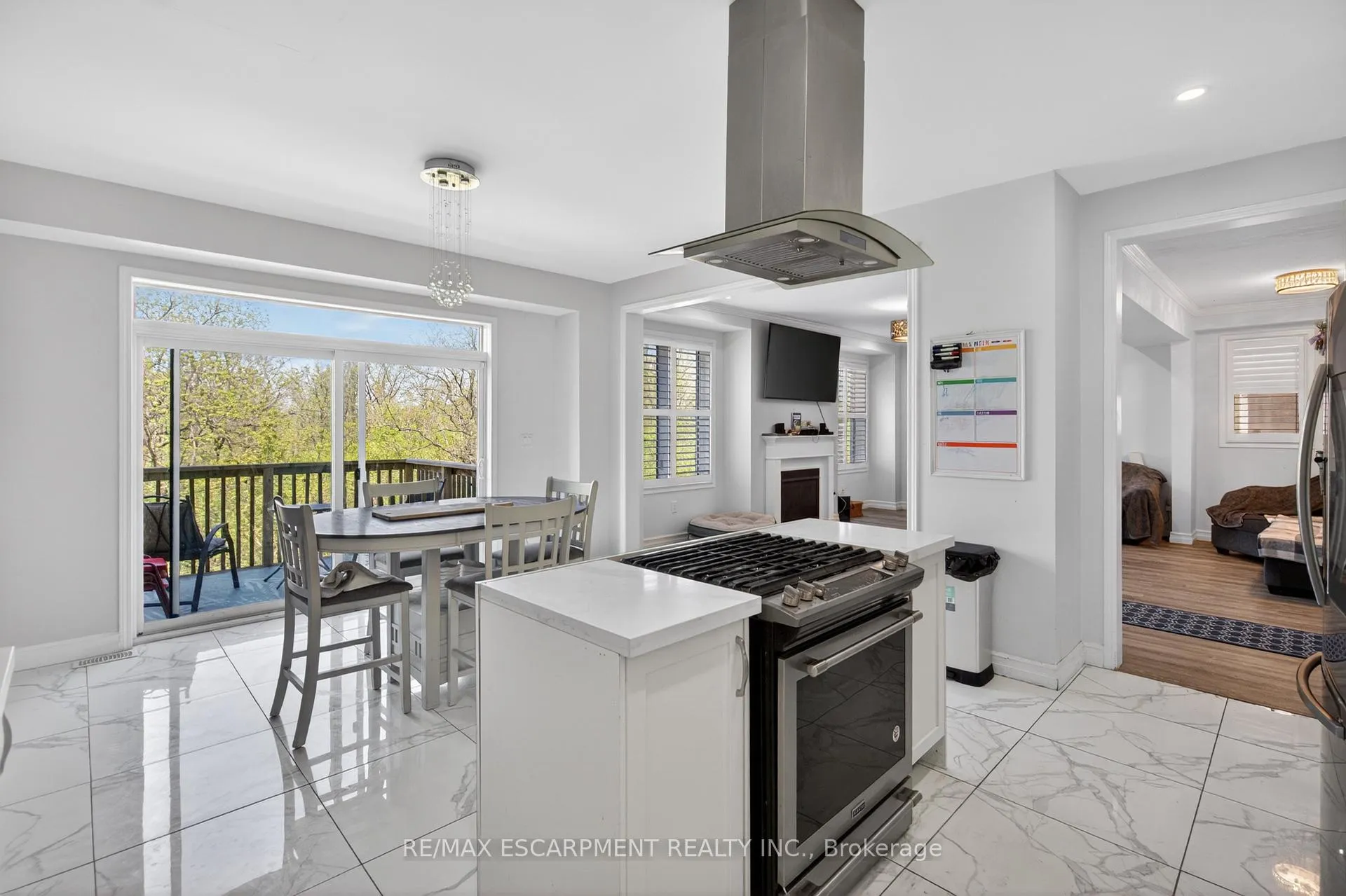 Photo 14 of 9 Fleming Crescent, Haldimand — HOMEH