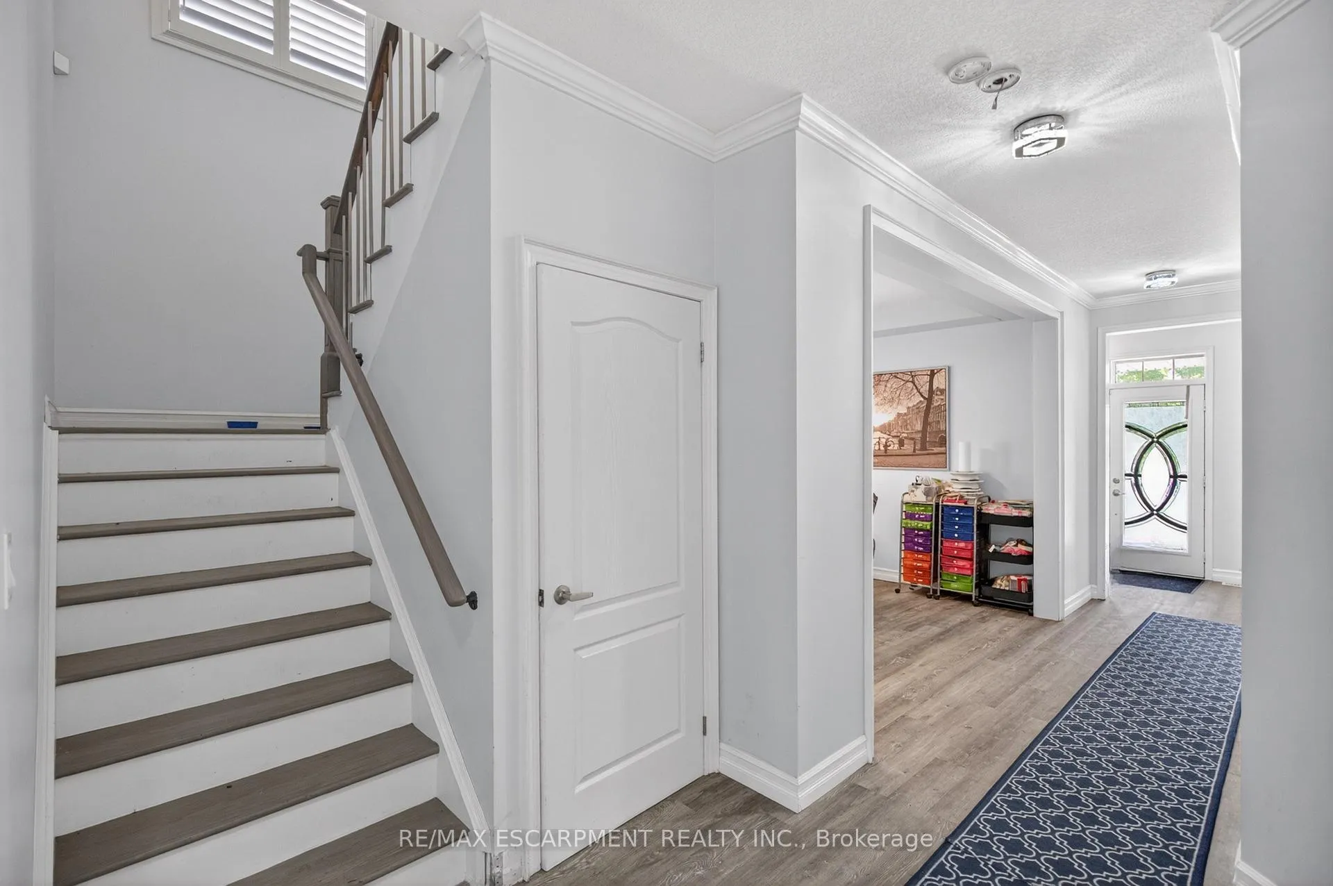 Photo 16 of 9 Fleming Crescent, Haldimand — HOMEH