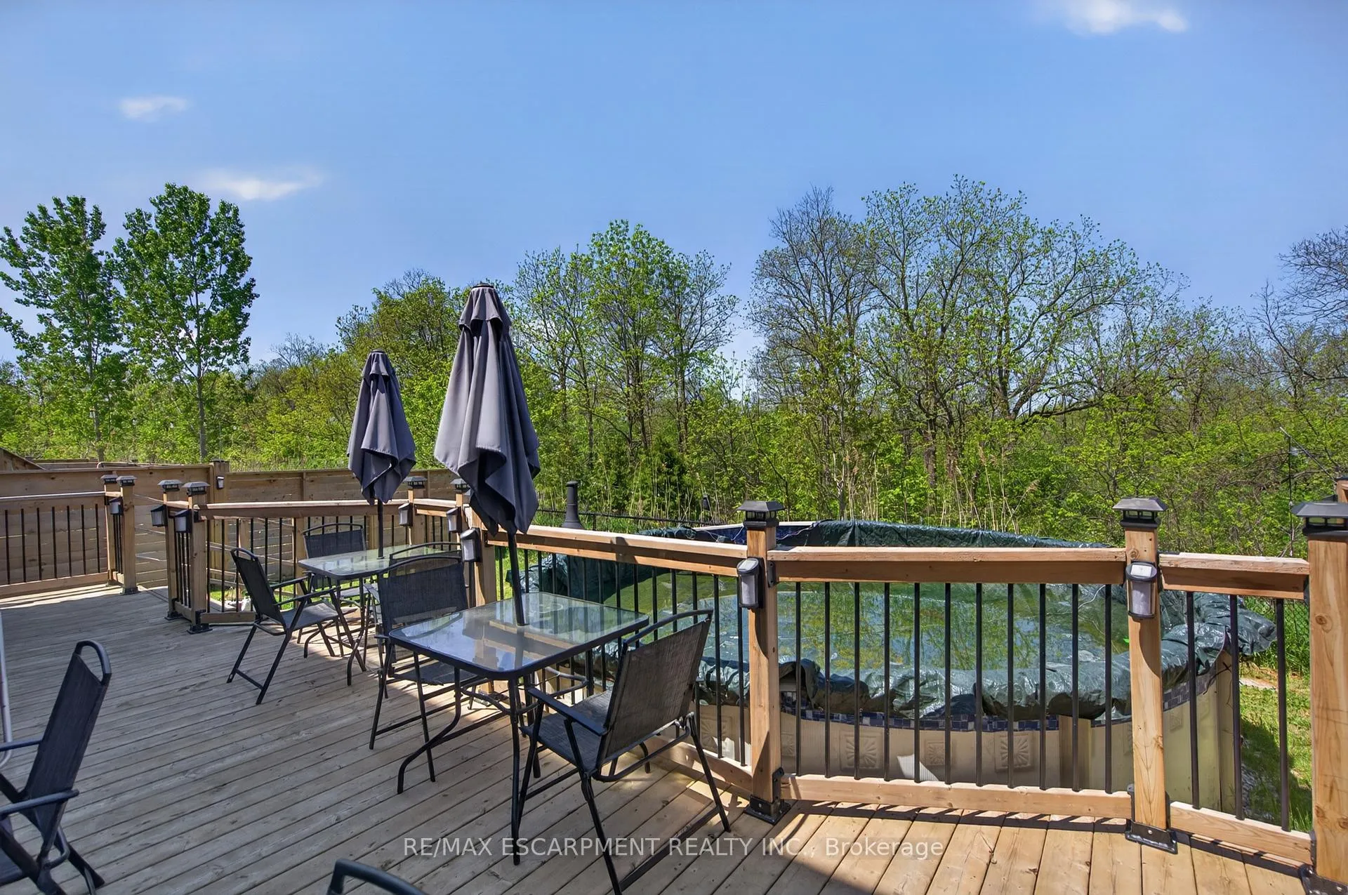 Photo 32 of 9 Fleming Crescent, Haldimand — HOMEH