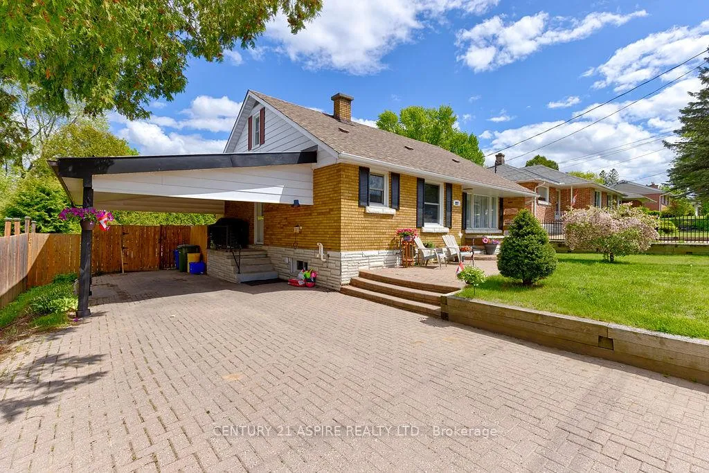 Photo 23 of 227 Clemow Avenue, Pembroke — HOMEH