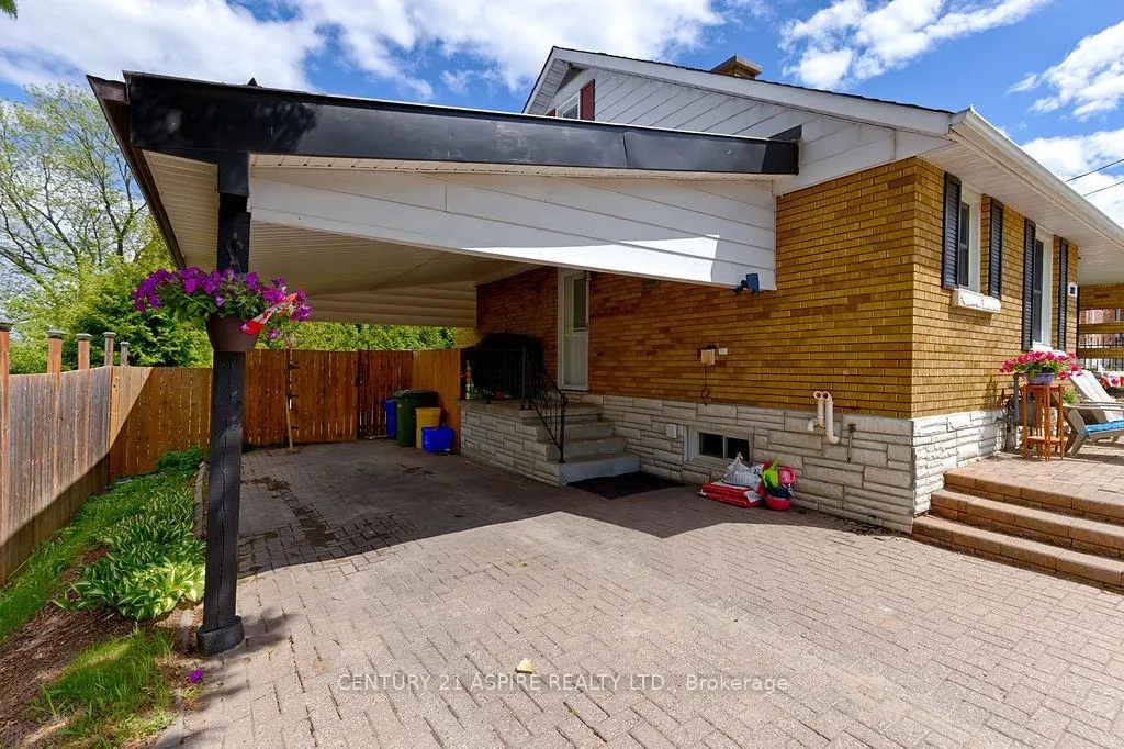 Photo 24 of 227 Clemow Avenue, Pembroke — HOMEH