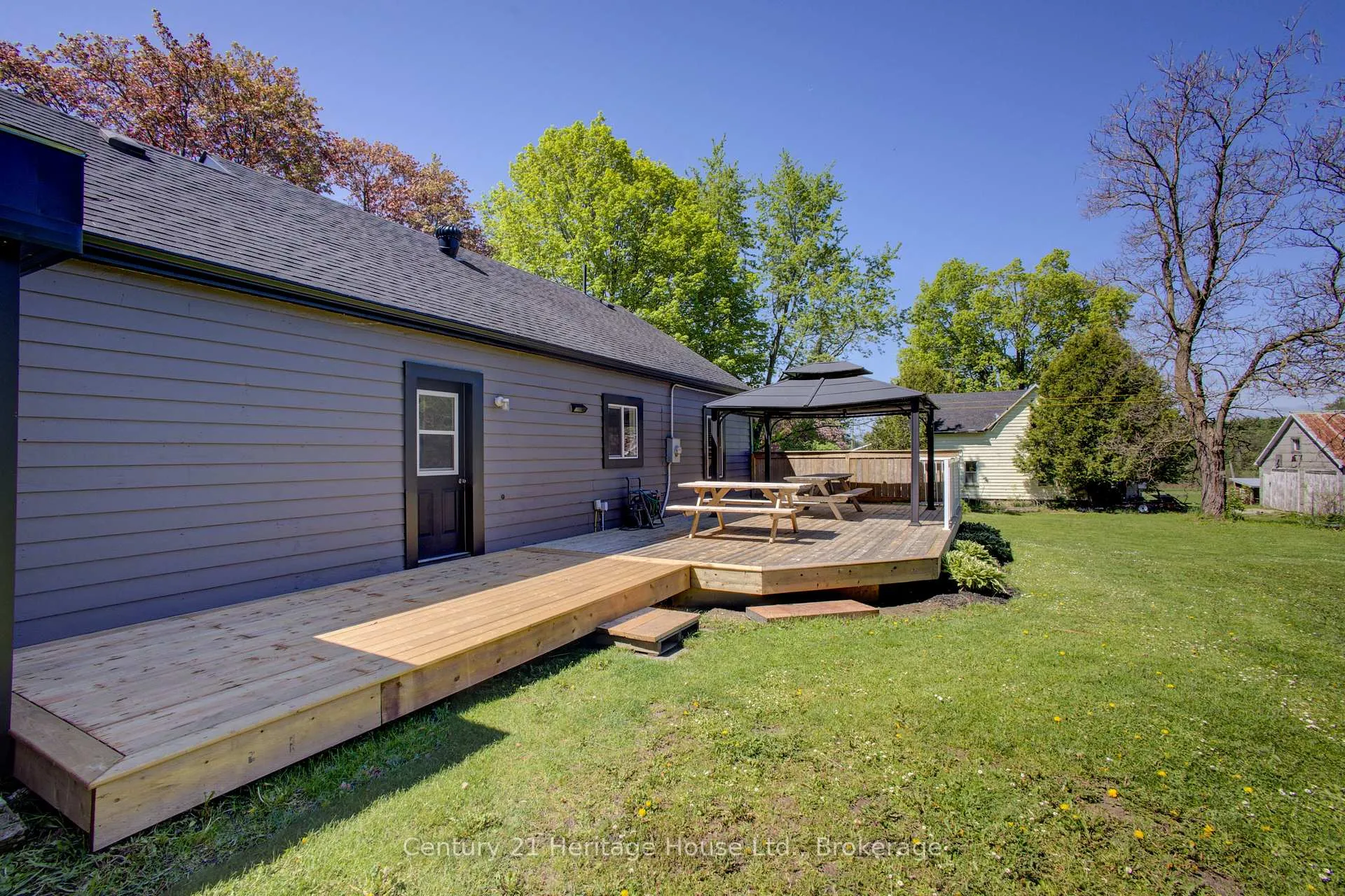 Photo 31 of 508 Durham Road W, West Grey — HOMEH