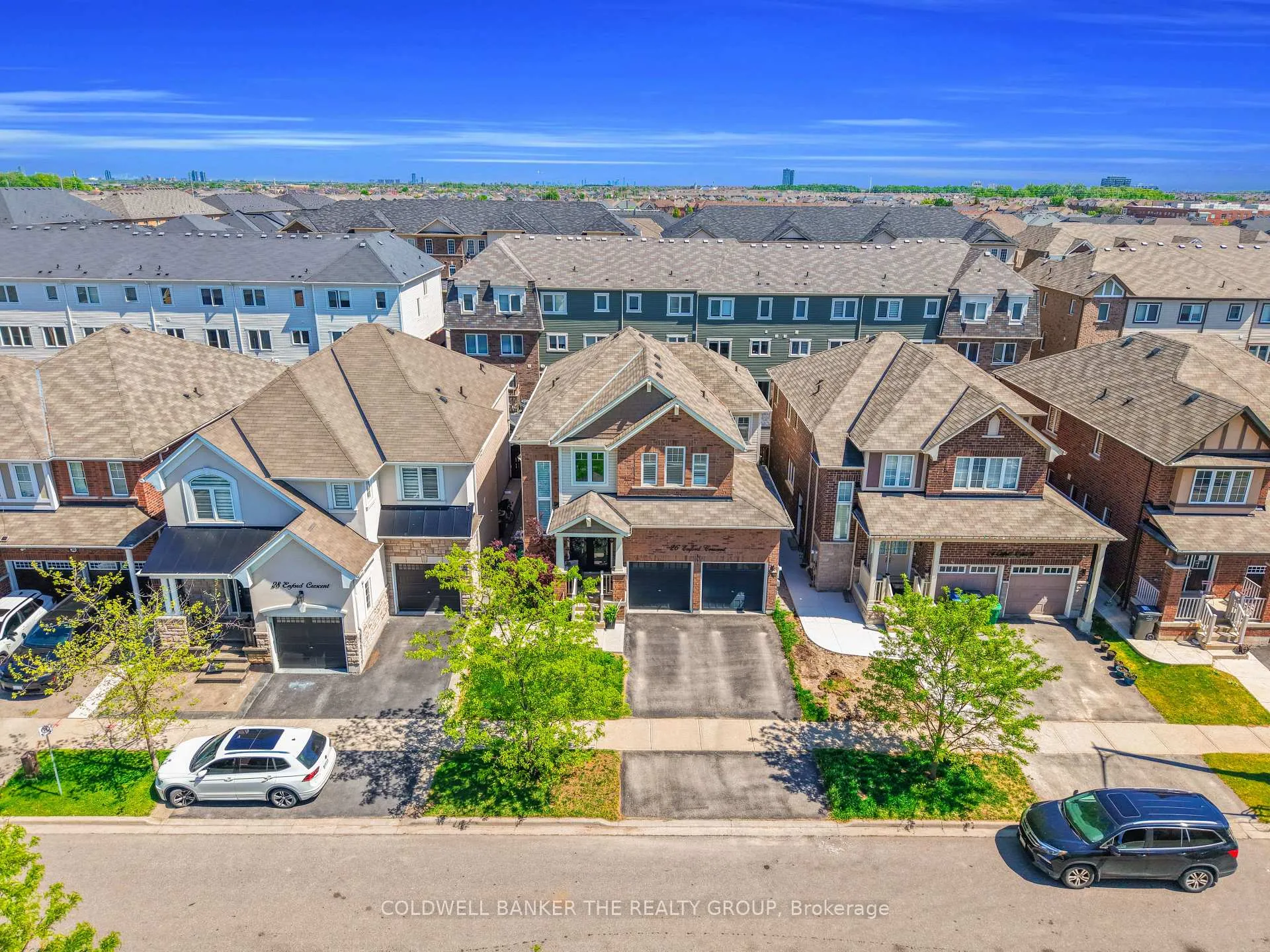 Photo 4 of 26 Enford Crescent, Brampton, Northwest Brampton — HOMEH