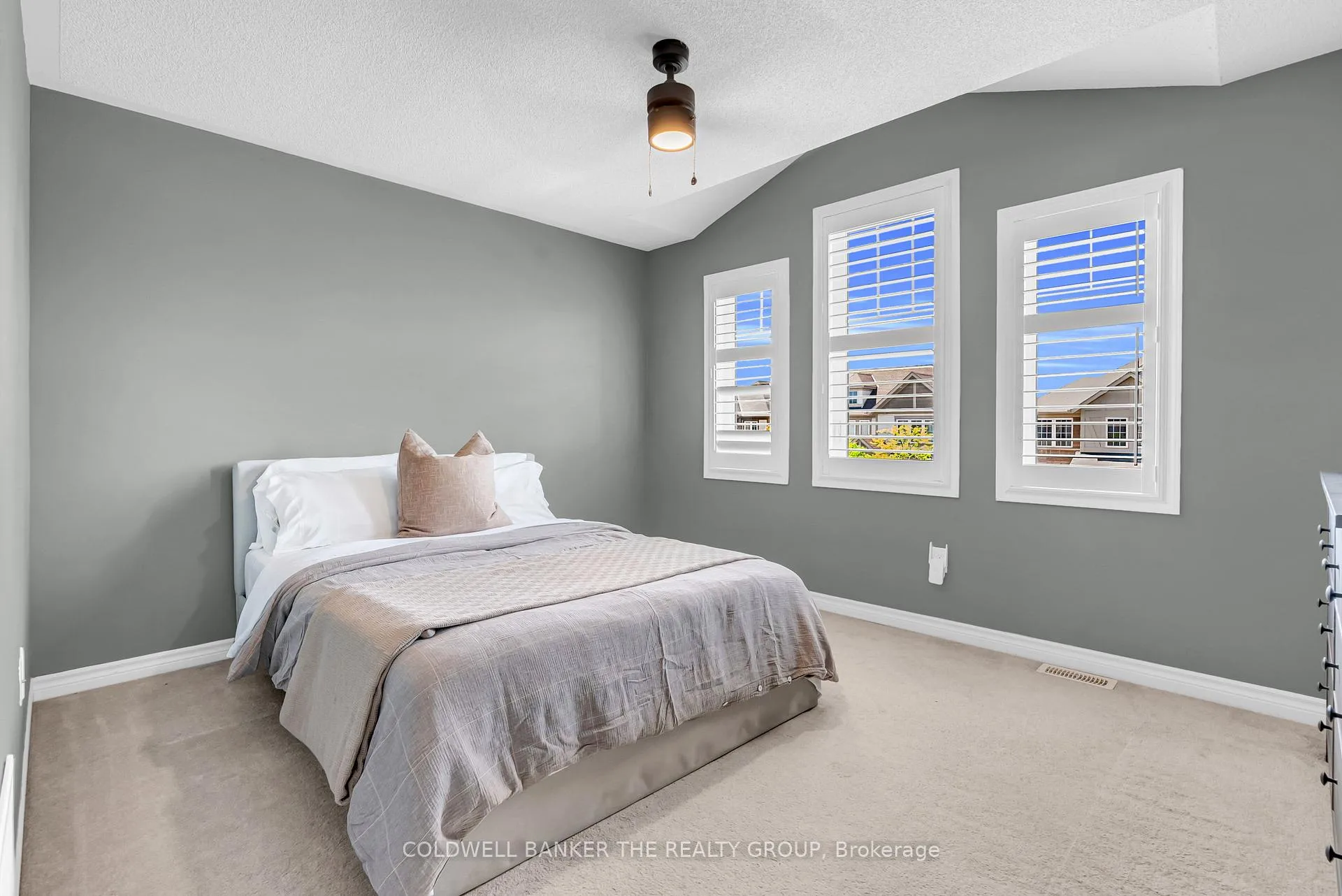 Photo 31 of 26 Enford Crescent, Brampton, Northwest Brampton — HOMEH