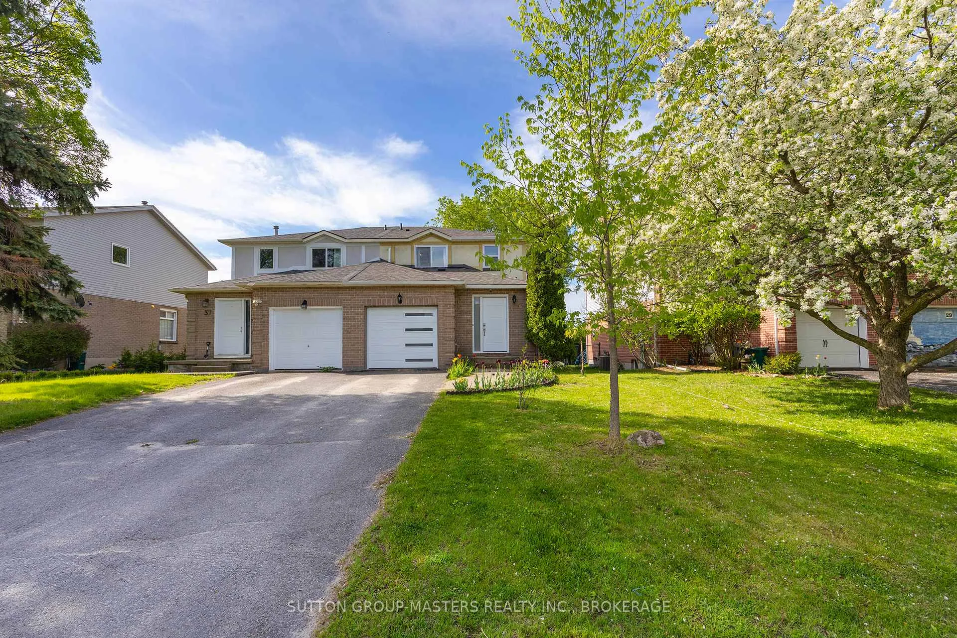 Photo 3 of 35 Rose Abbey Drive, Kingston, Kingston East (Incl Barret Crt) — HOMEH